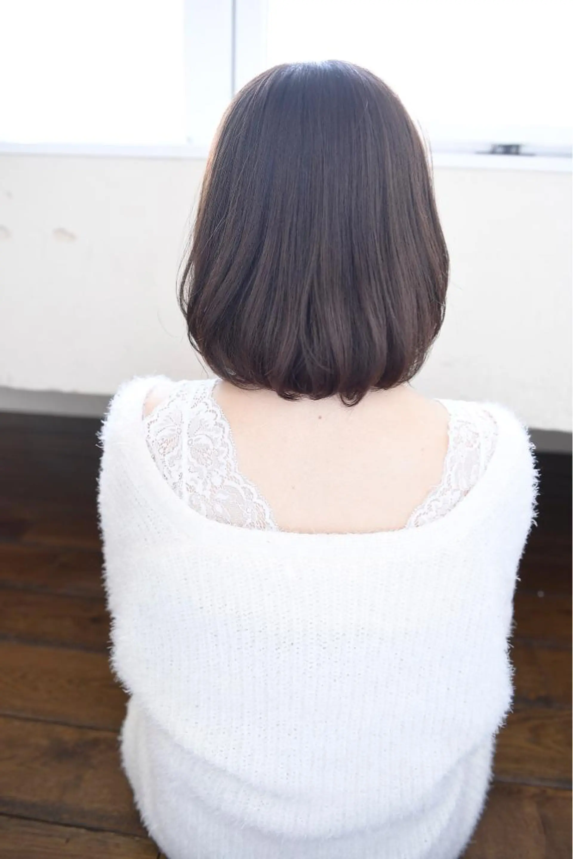 ミディアム KAMIGAMI所属・KAMIGAMI SAKAEのヘアスタイル