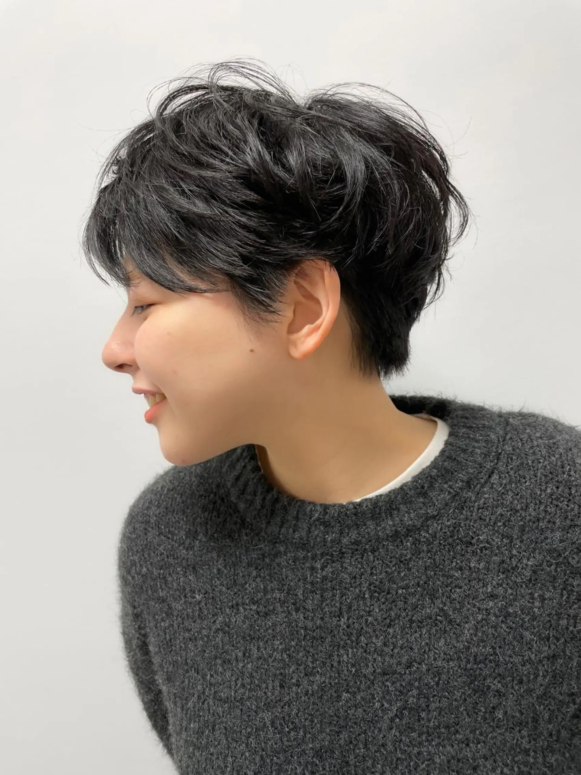 ショート ショートヘア HARUNA🤍 色持ち良いツヤ髪のヘアスタイル