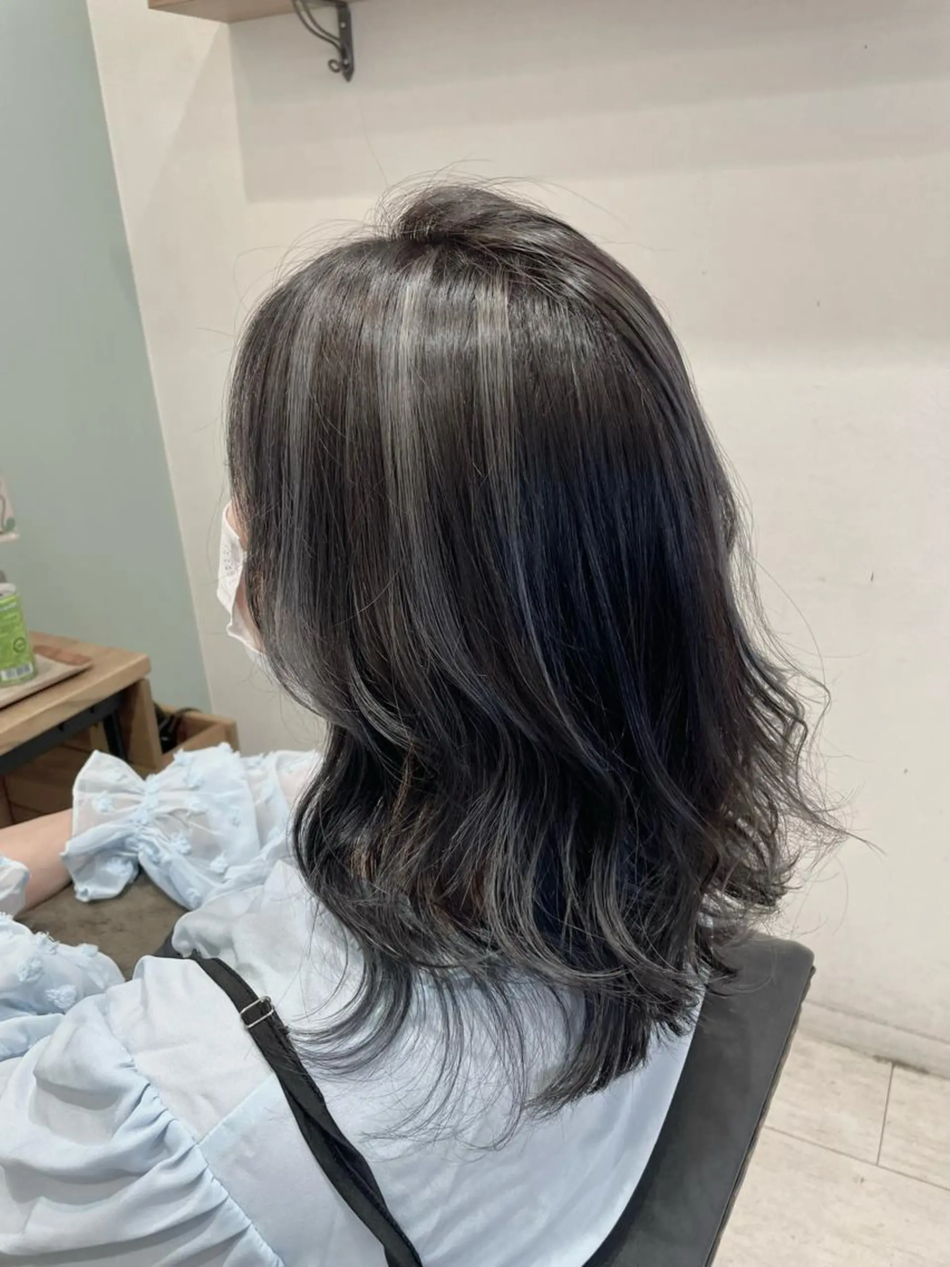 セミロング カラー ヘアアレンジ Ma hoのヘアスタイル