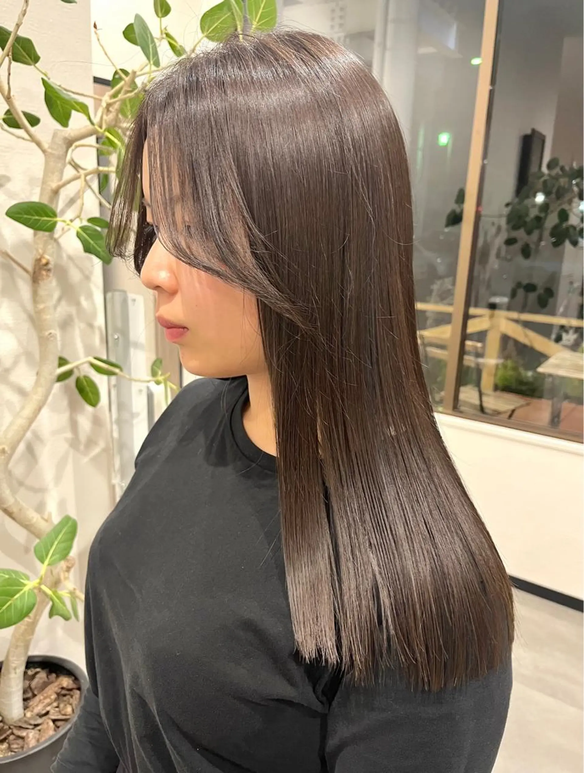 セミロング カラー 透明感カラー 韓国風ヘア カット 縮毛矯正 miku/ 透明感カラーのヘアスタイル