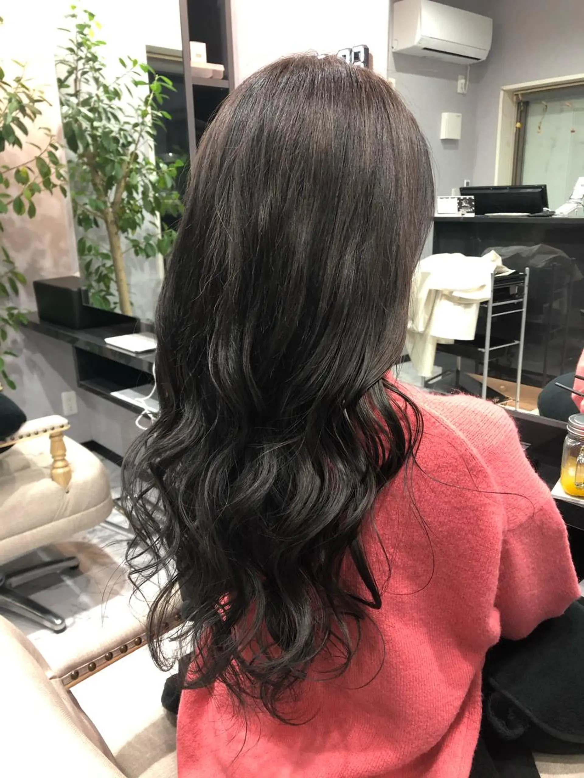 ロング カラー カット ヘアカラー トリートメント FAVORE 【ファヴォーレ】のヘアスタイル