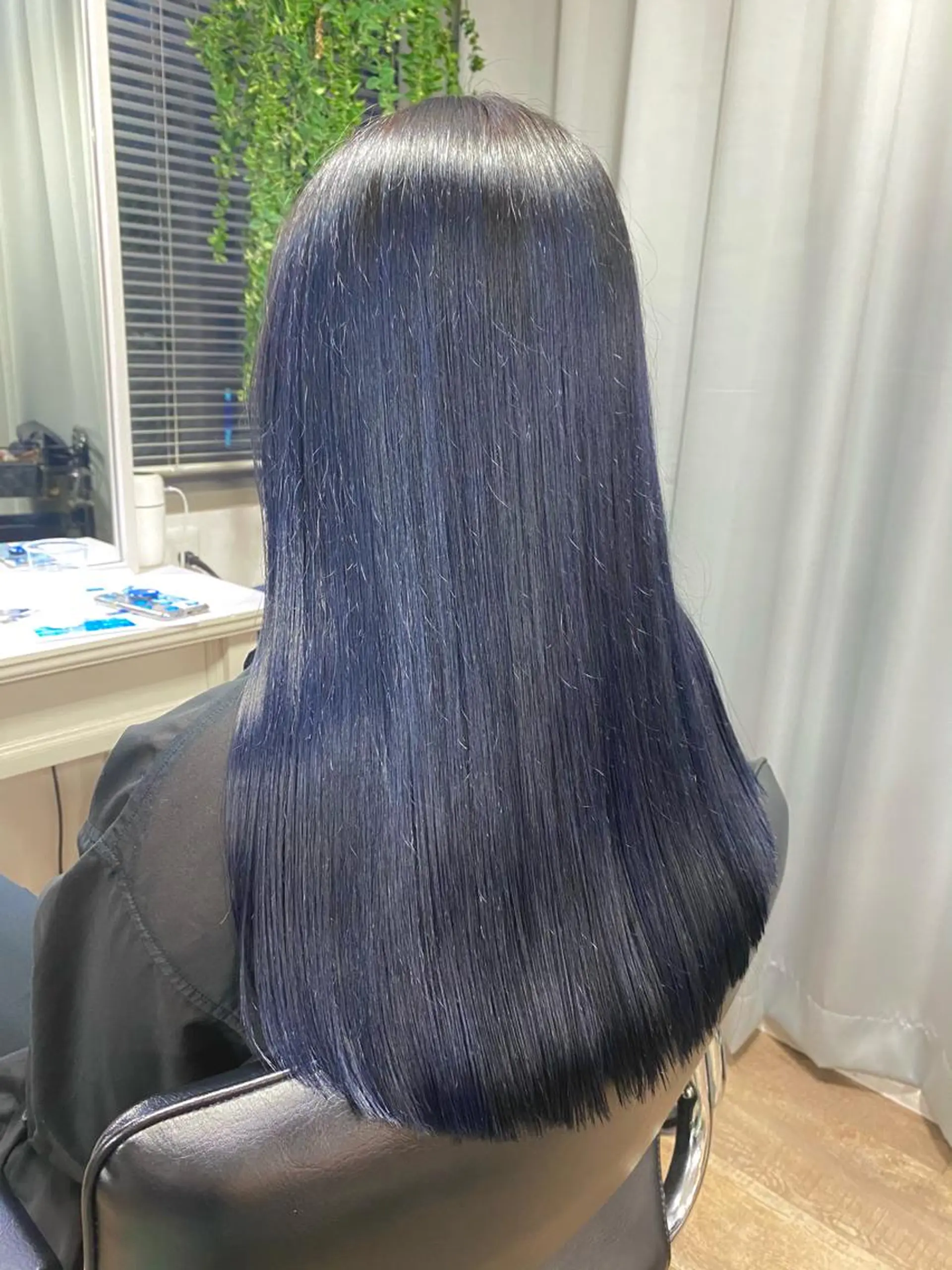 カラー アディクシーカラー カット ヘアカラー トリートメント 梅田ハイトーン チダ ヒナノのヘアスタイル