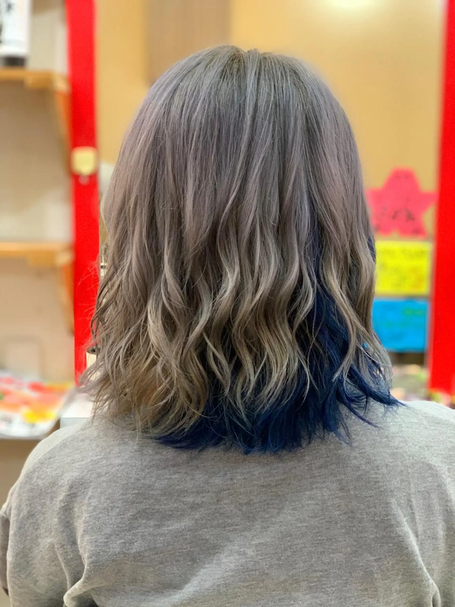 ミディアム ヘアカラー たけい ゆうきのヘアスタイル