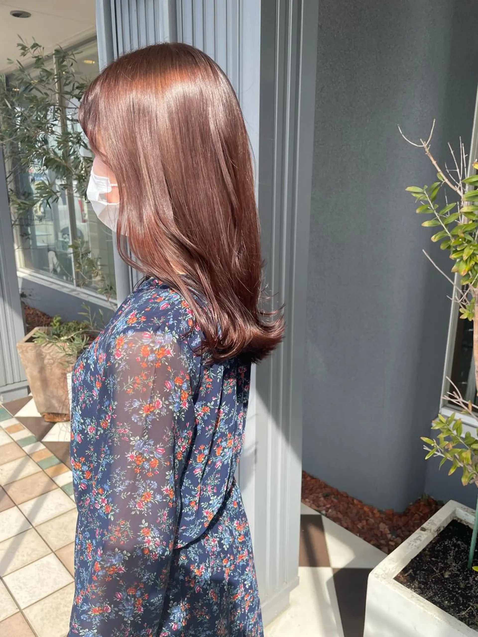 セミロング カラー カット ヘアカラー トリートメント 佐々木 麻純のヘアスタイル