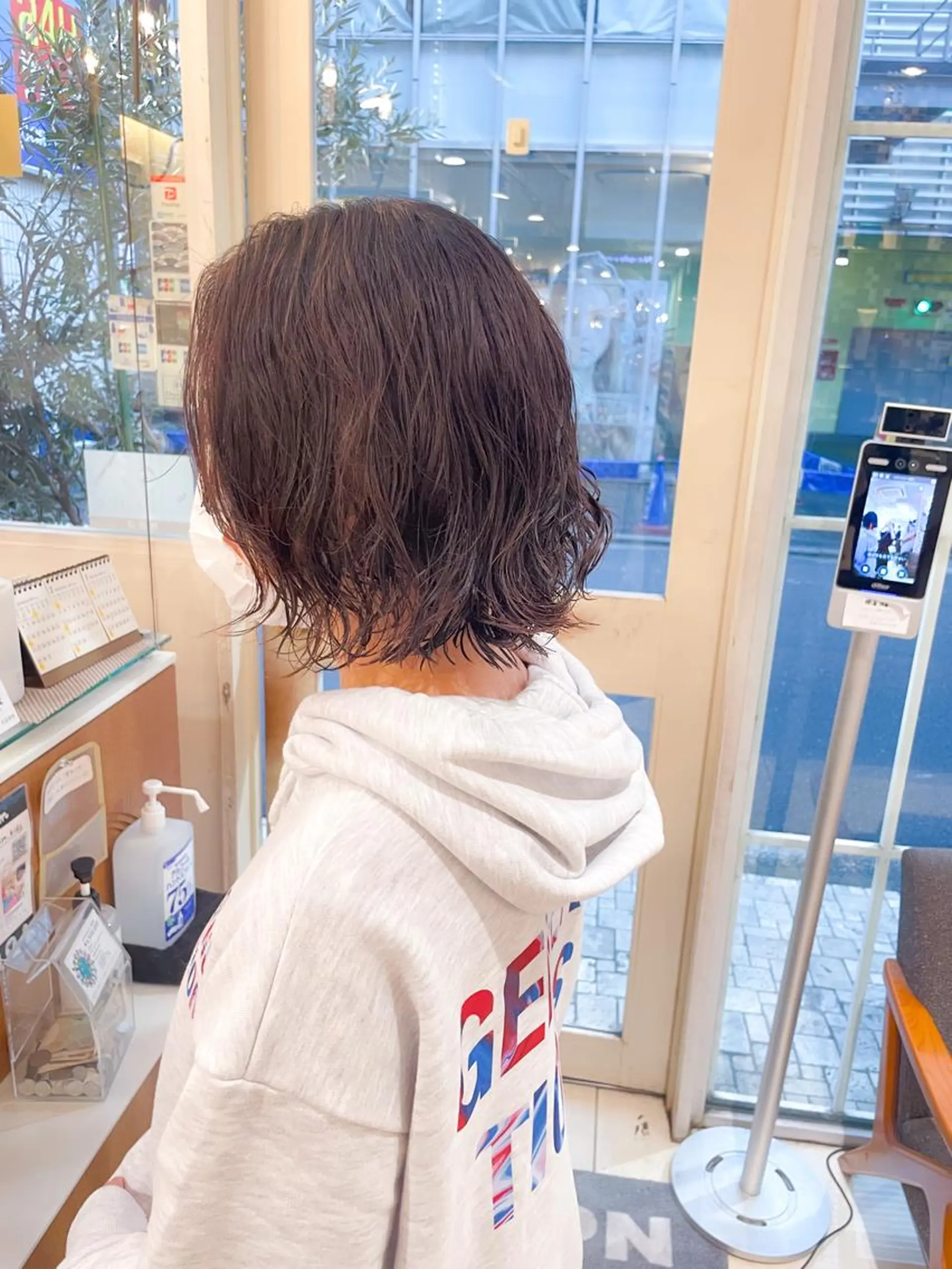 ミディアム カラー ミディアムパーマ ボブ ヘアカラー パーマ トリートメント ✨カラー支持No.1 🧸ワキ カナコ🧸のヘアスタイル