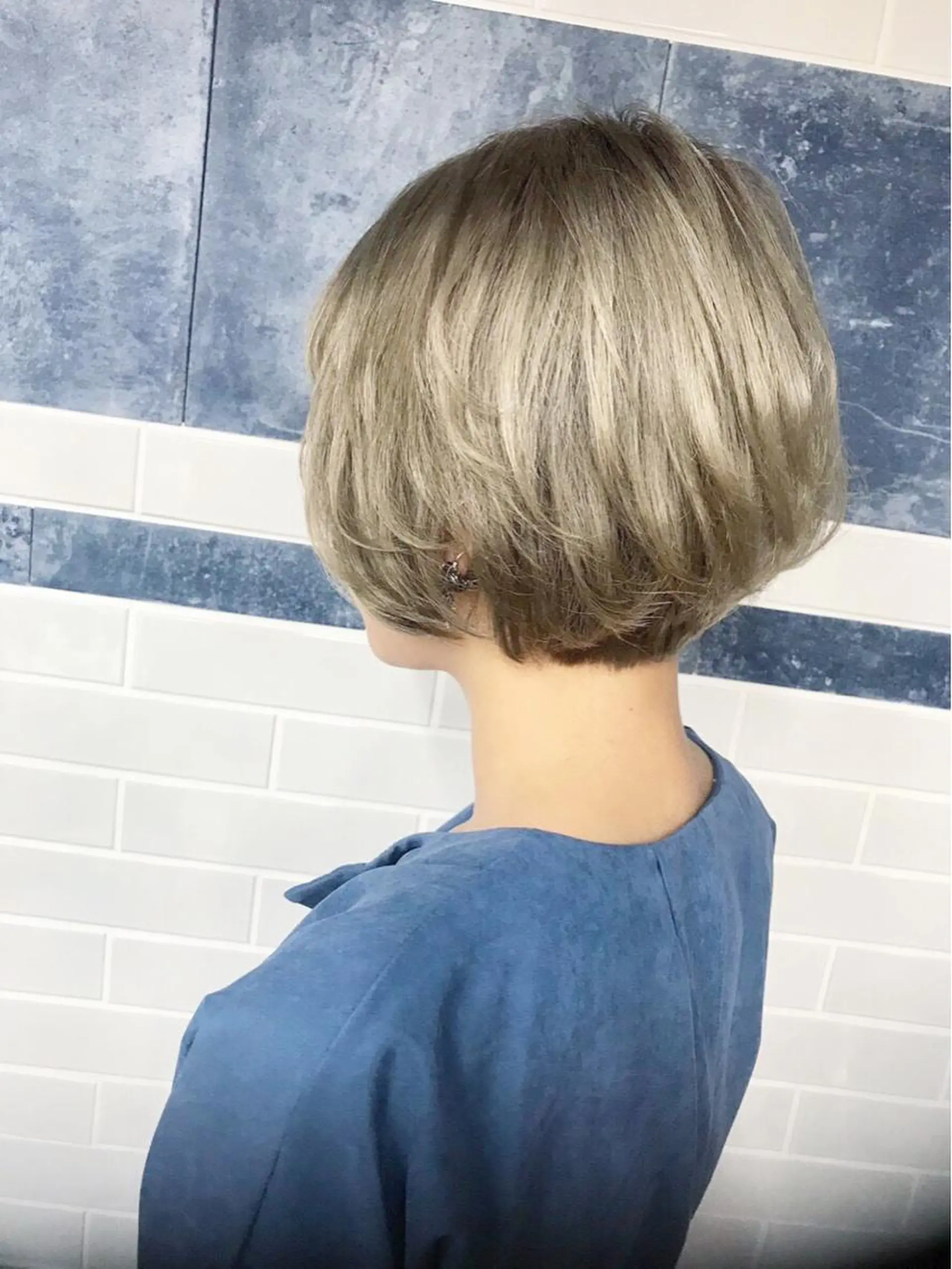 ショート カラー ベージュカラー ブリーチ ペールベージュ カット ヘアカラー トリートメント ❤️Ruminate 日暮里店❤️のヘアスタイル