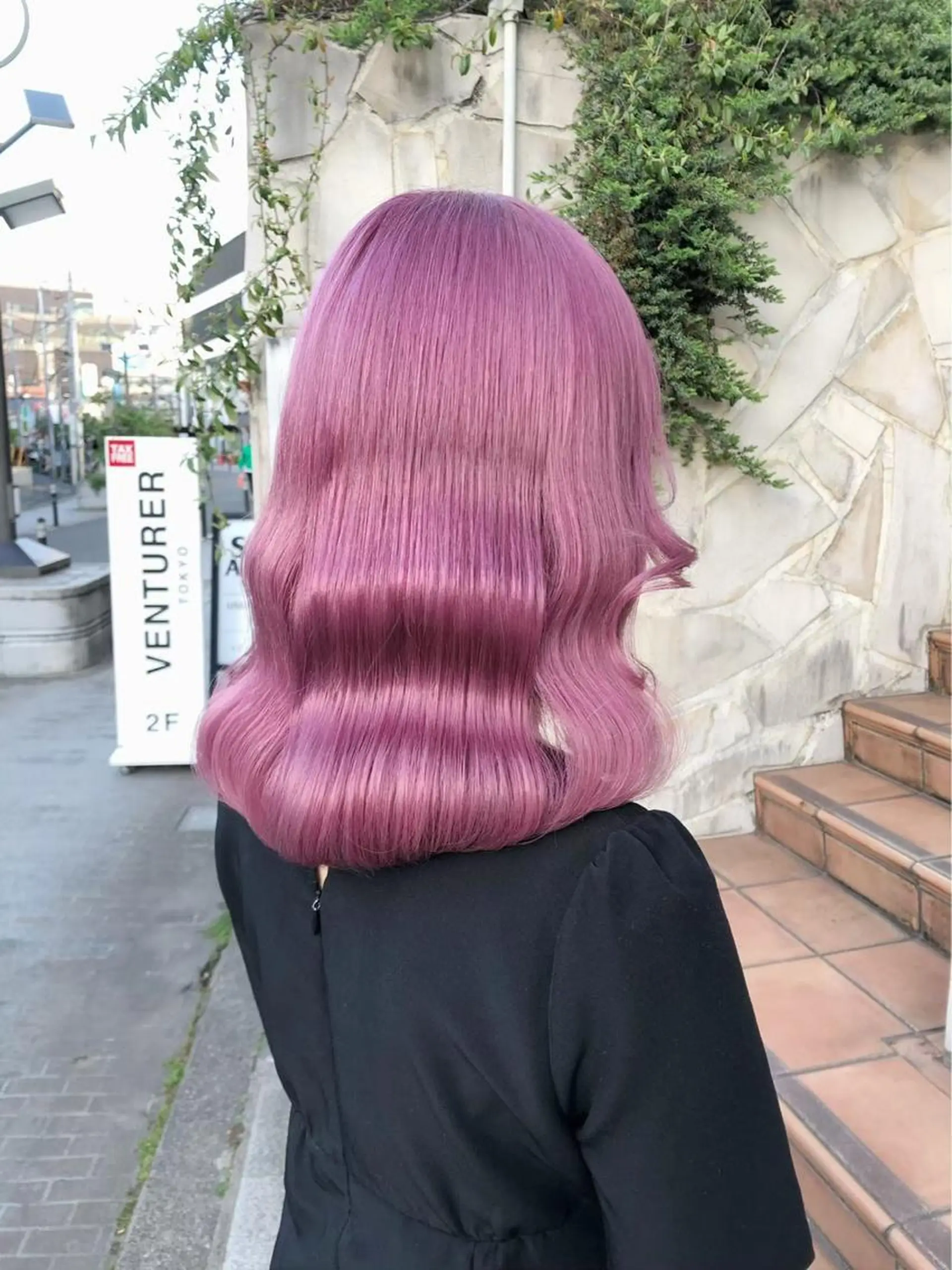 セミロング カラー ヘアアレンジ アッシュ アッシュグレー アッシュグレージュ バレイヤージュ ミストバング Bob＆ハイトーン 専門家CHIHIROのヘアスタイル