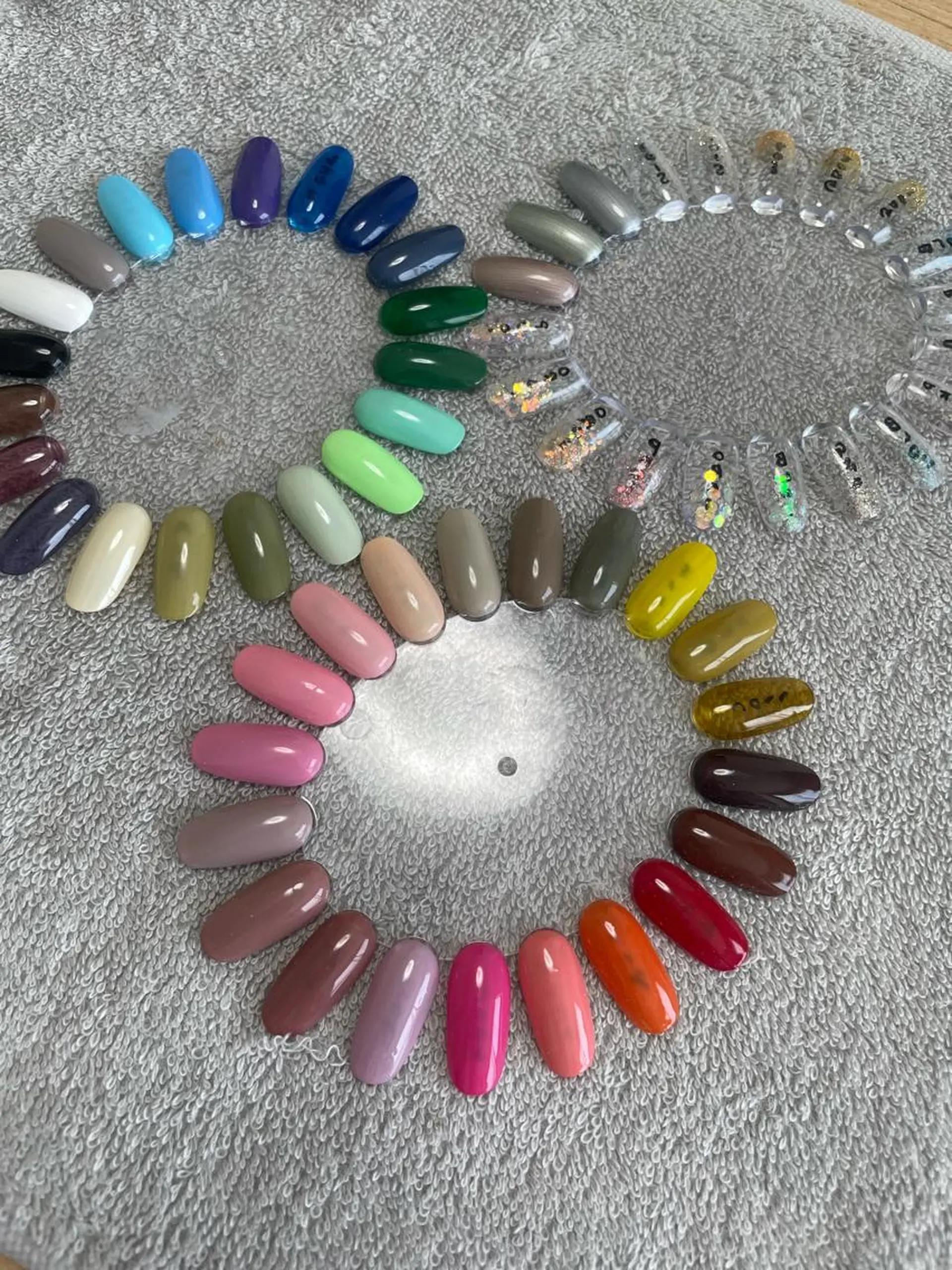 ネイル cyan private salon所属・takayama rioのネイルデザイン