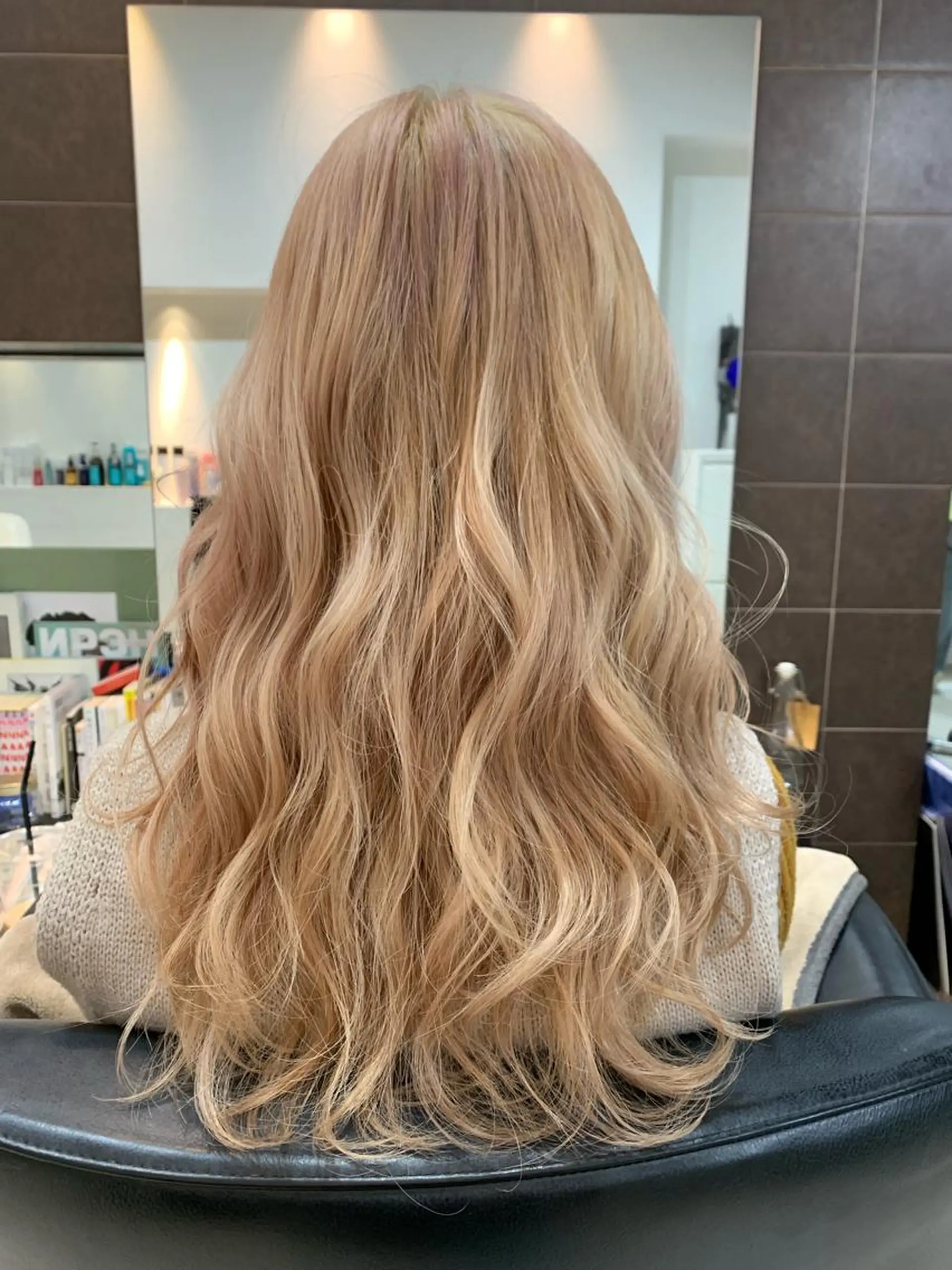 セミロング アッシュ CiNEMA daikanyama所属・透明感カラー🫧 今泉健太のヘアスタイル