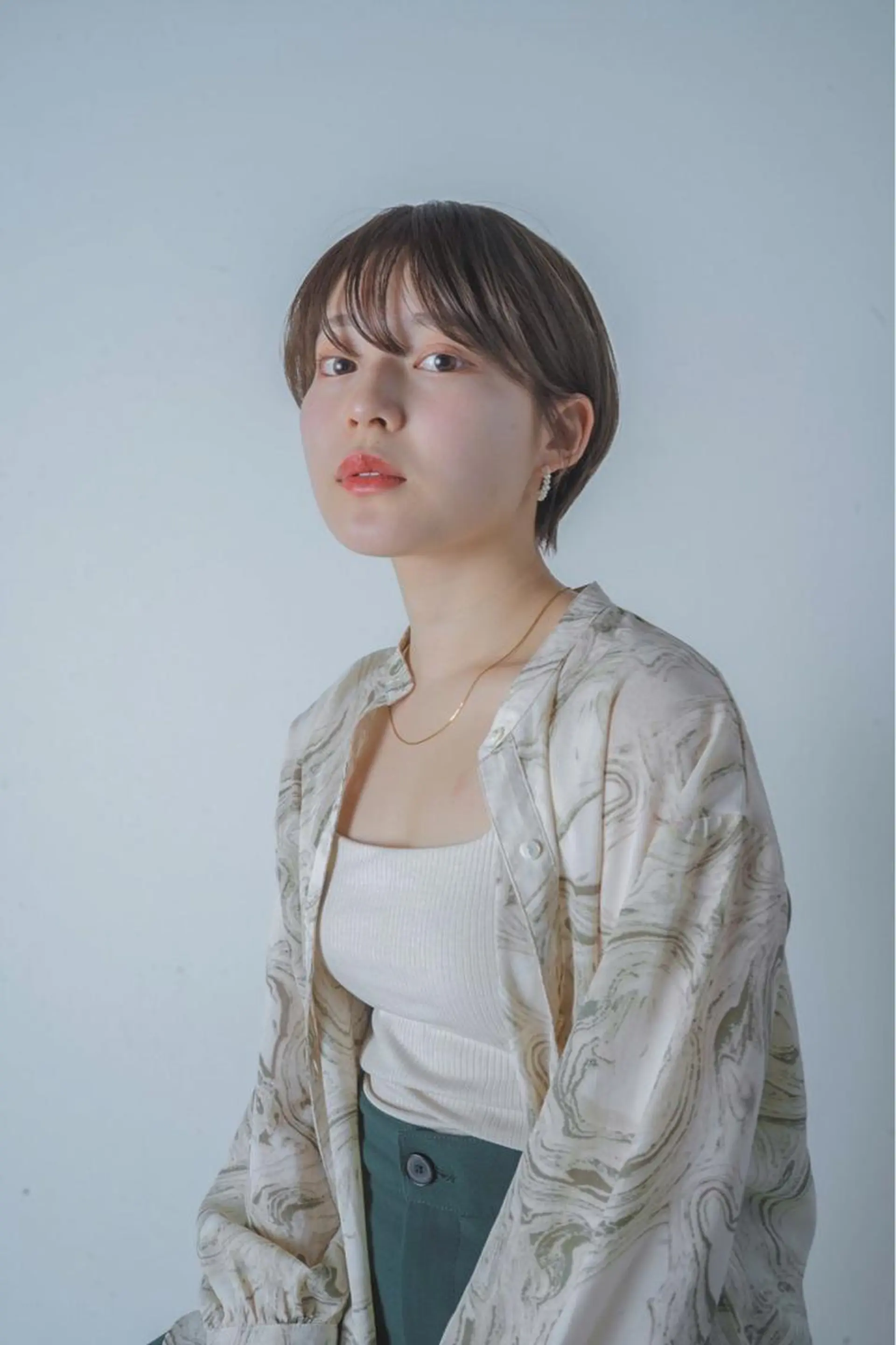 ショート カラー THE DAY所属・AKI HASHIMOTOのヘアスタイル