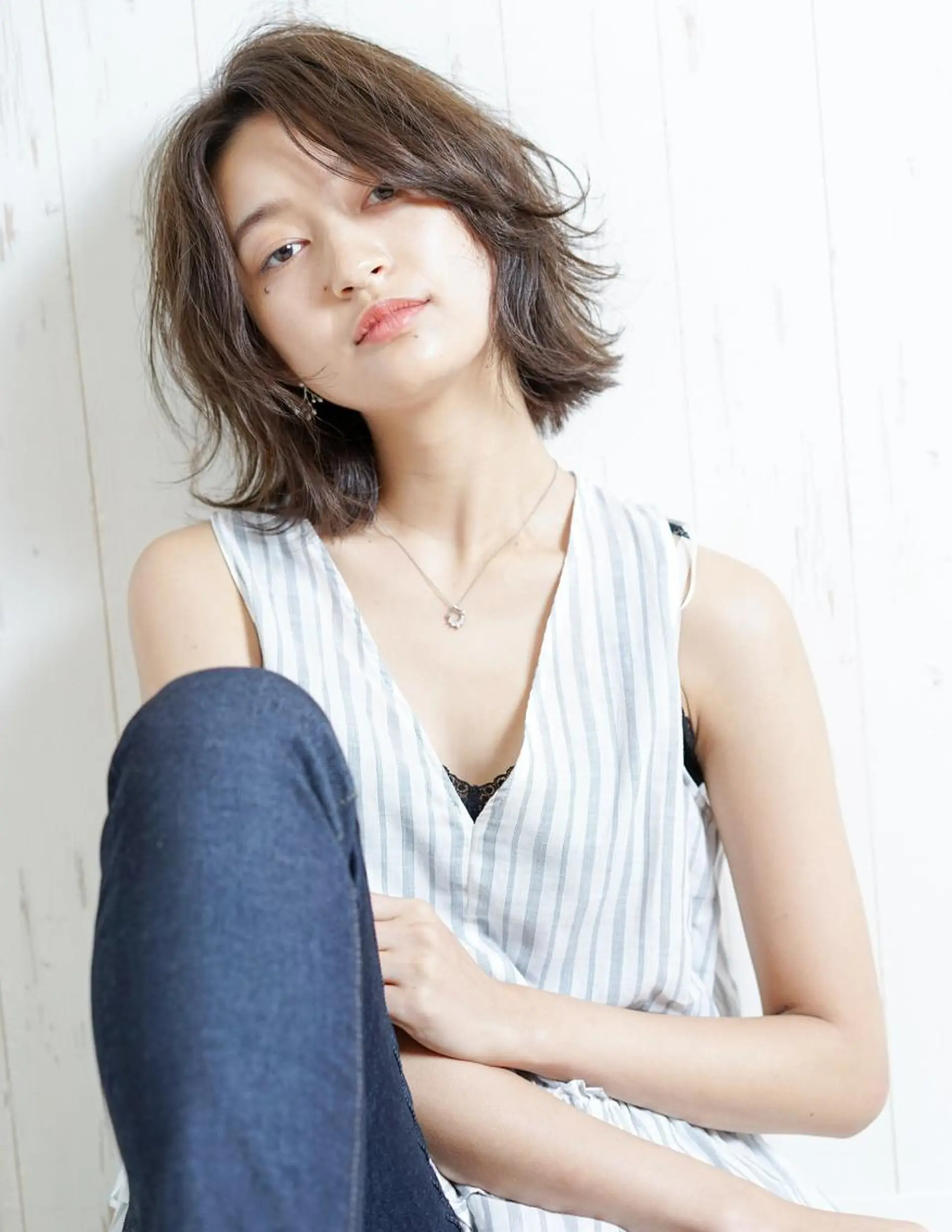 ミディアム ヘアールーム アートのヘアスタイル