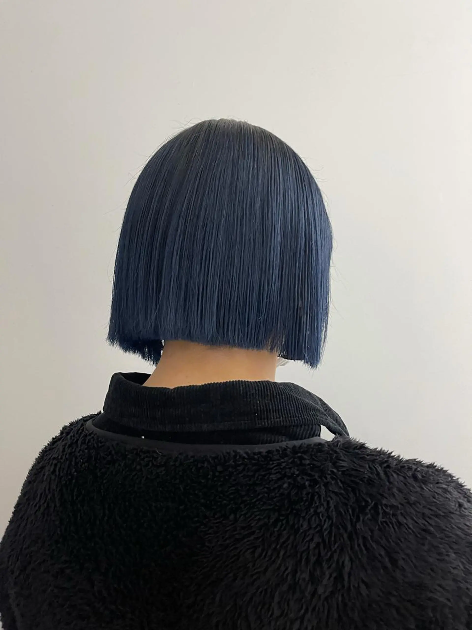 ショート ヘアカラー zestKalon 🔗IBUのヘアスタイル