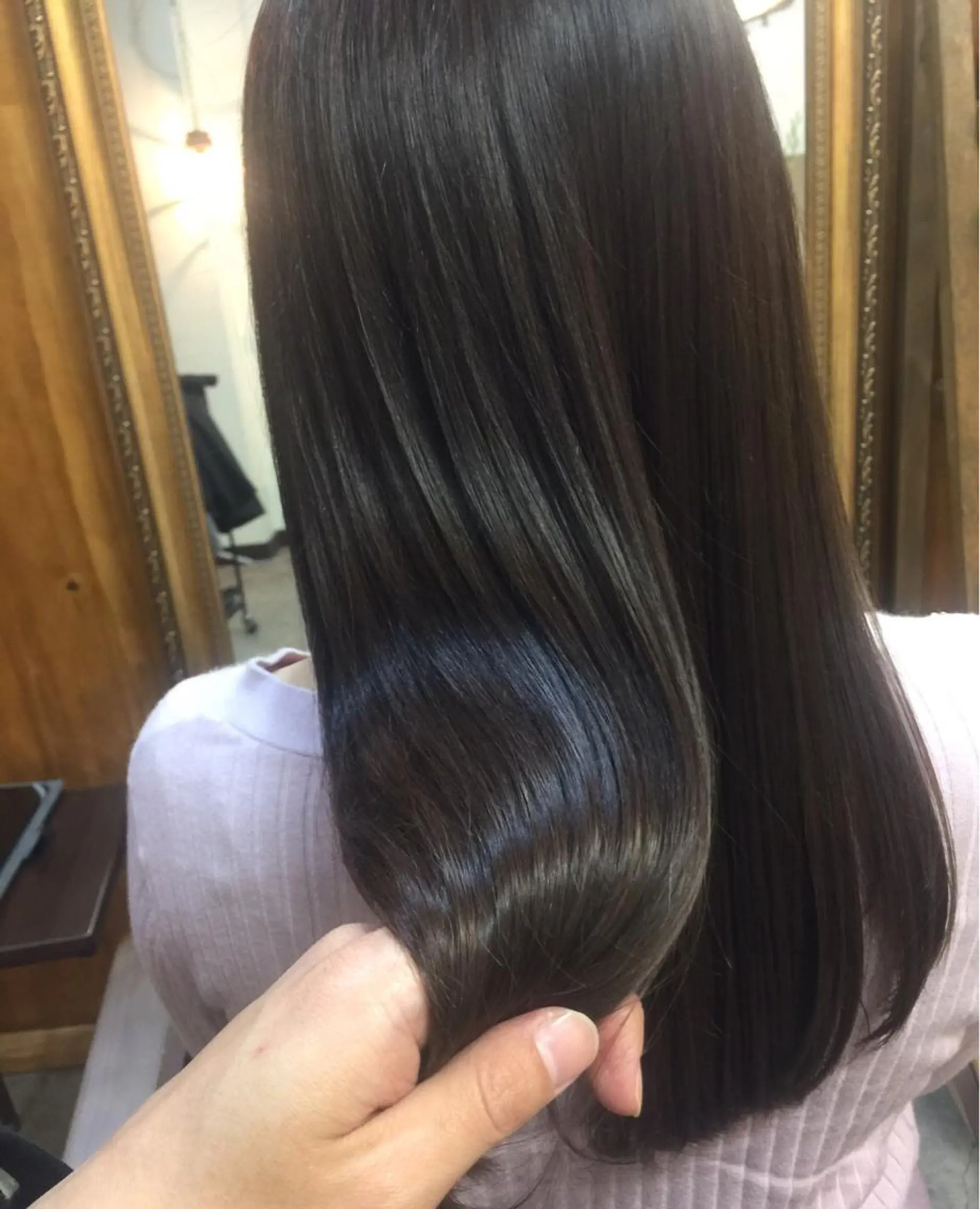 ロング カラー カット 縮毛矯正 トリートメント フリーランスヘアスタイリスト所属・NAKA MURAのヘアスタイル