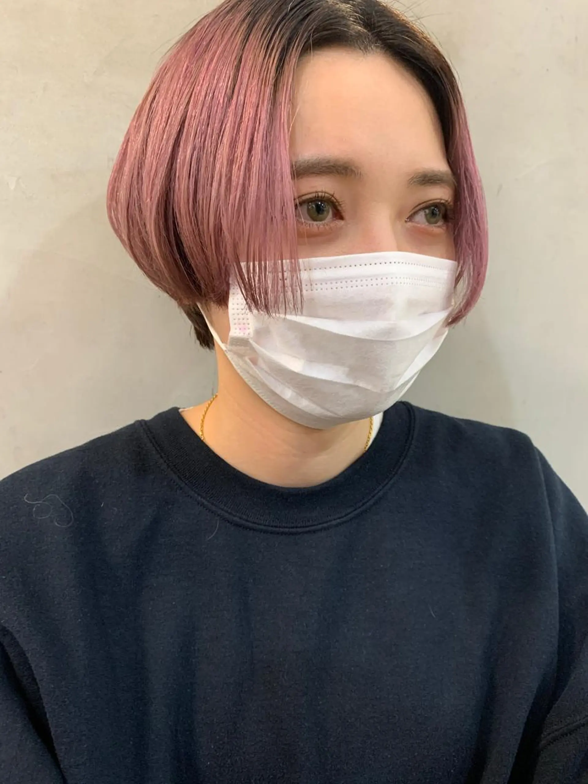 ショート ヘアカラー 小顔レイヤー×コンパ クトボブ/林隆平のヘアスタイル