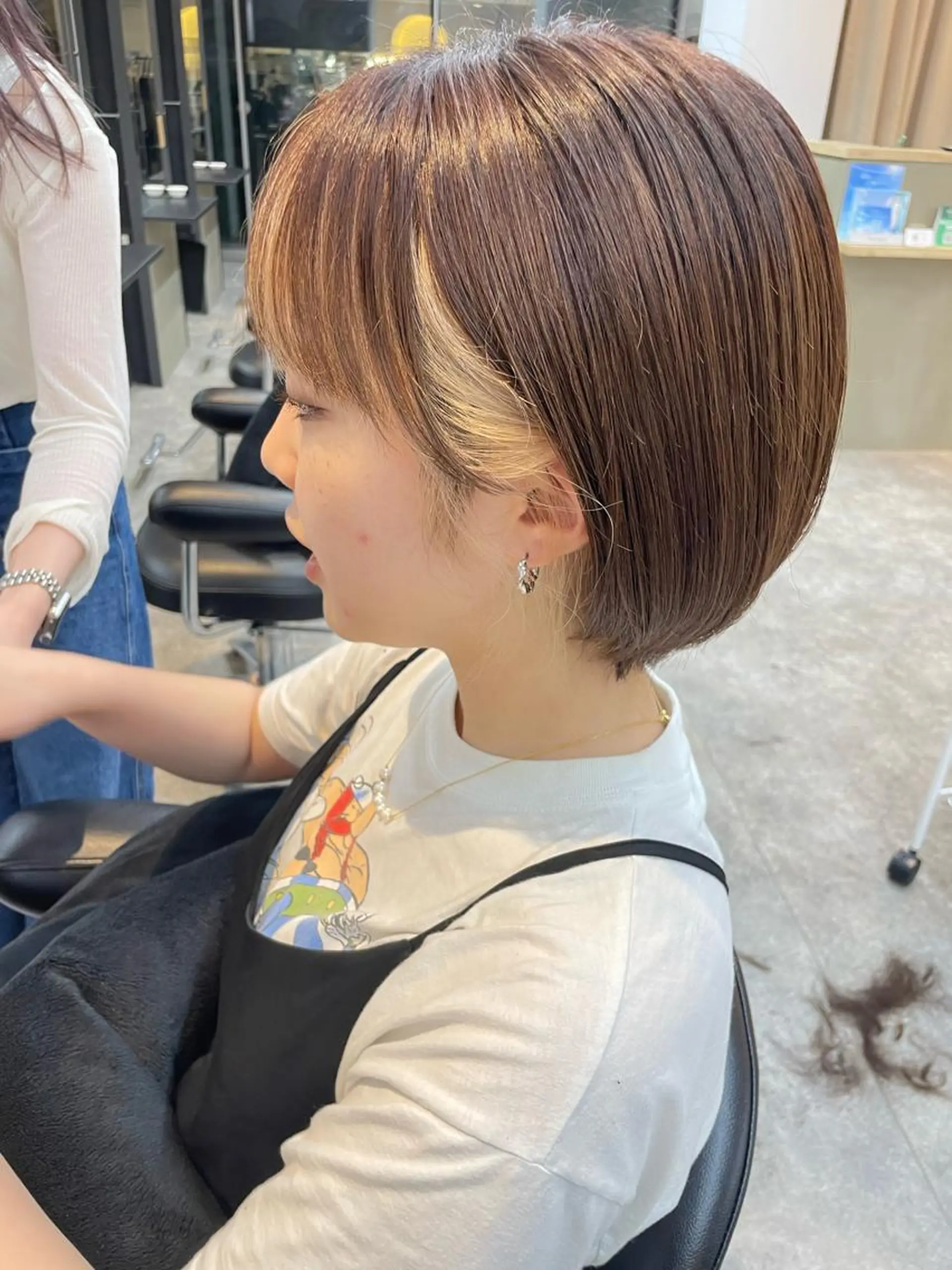 ショート ボブ ショートヘア 森 愛佳のヘアスタイル