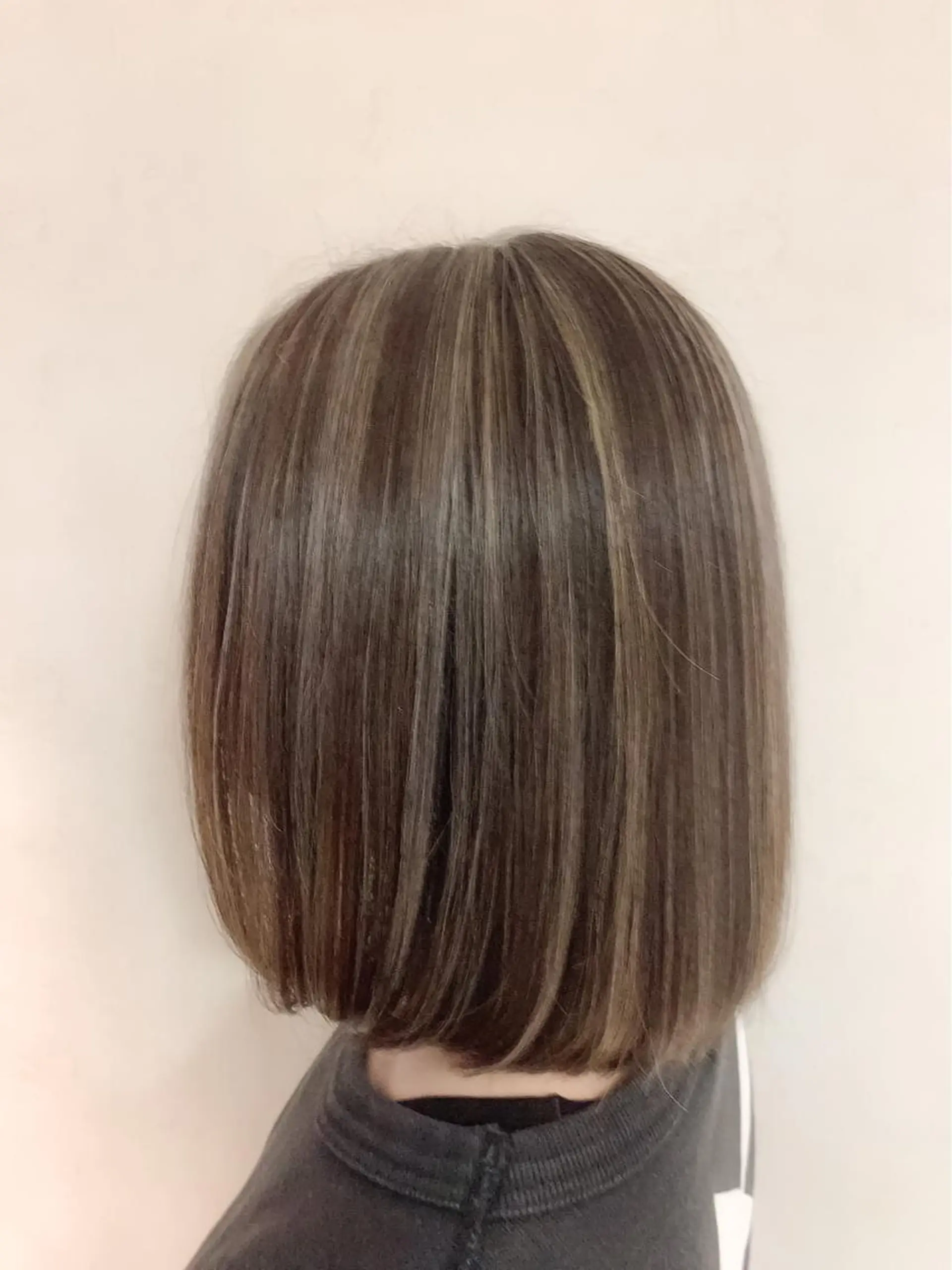 ミディアム J所属・市村 正義のヘアスタイル