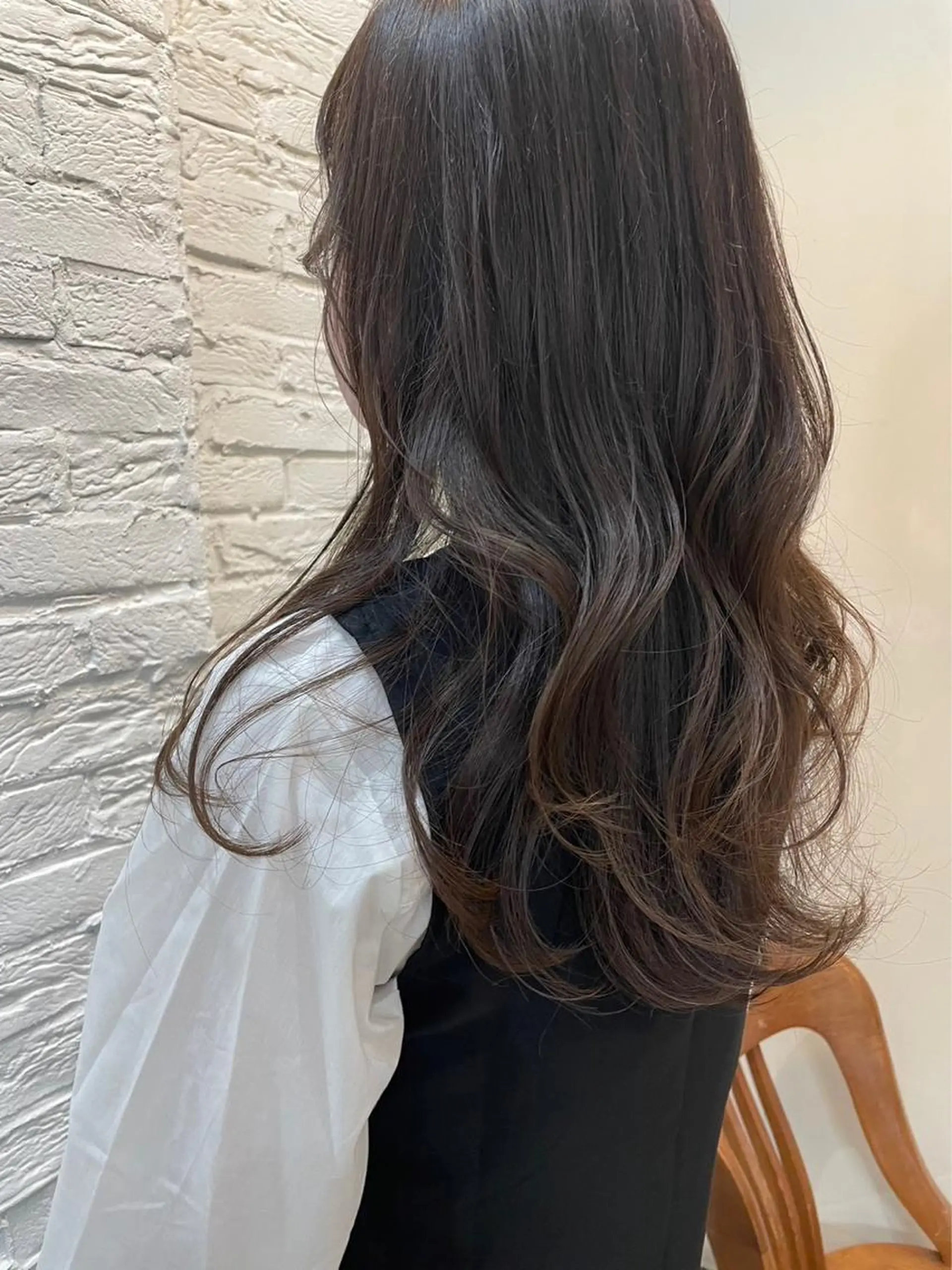 ロング 宮川 愛美のヘアスタイル