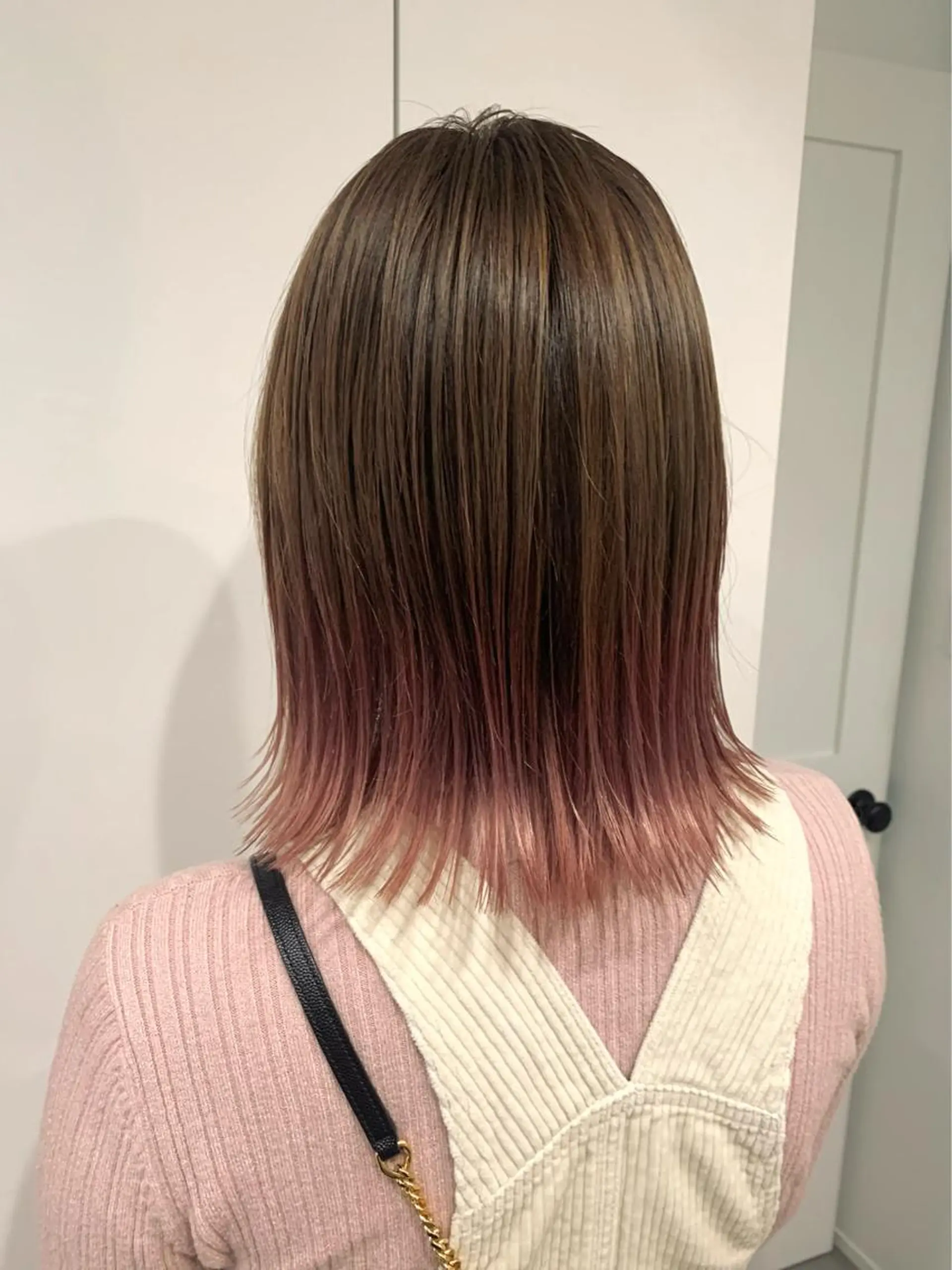 ミディアム カラー Reg.所属・岸田 耀平のヘアスタイル