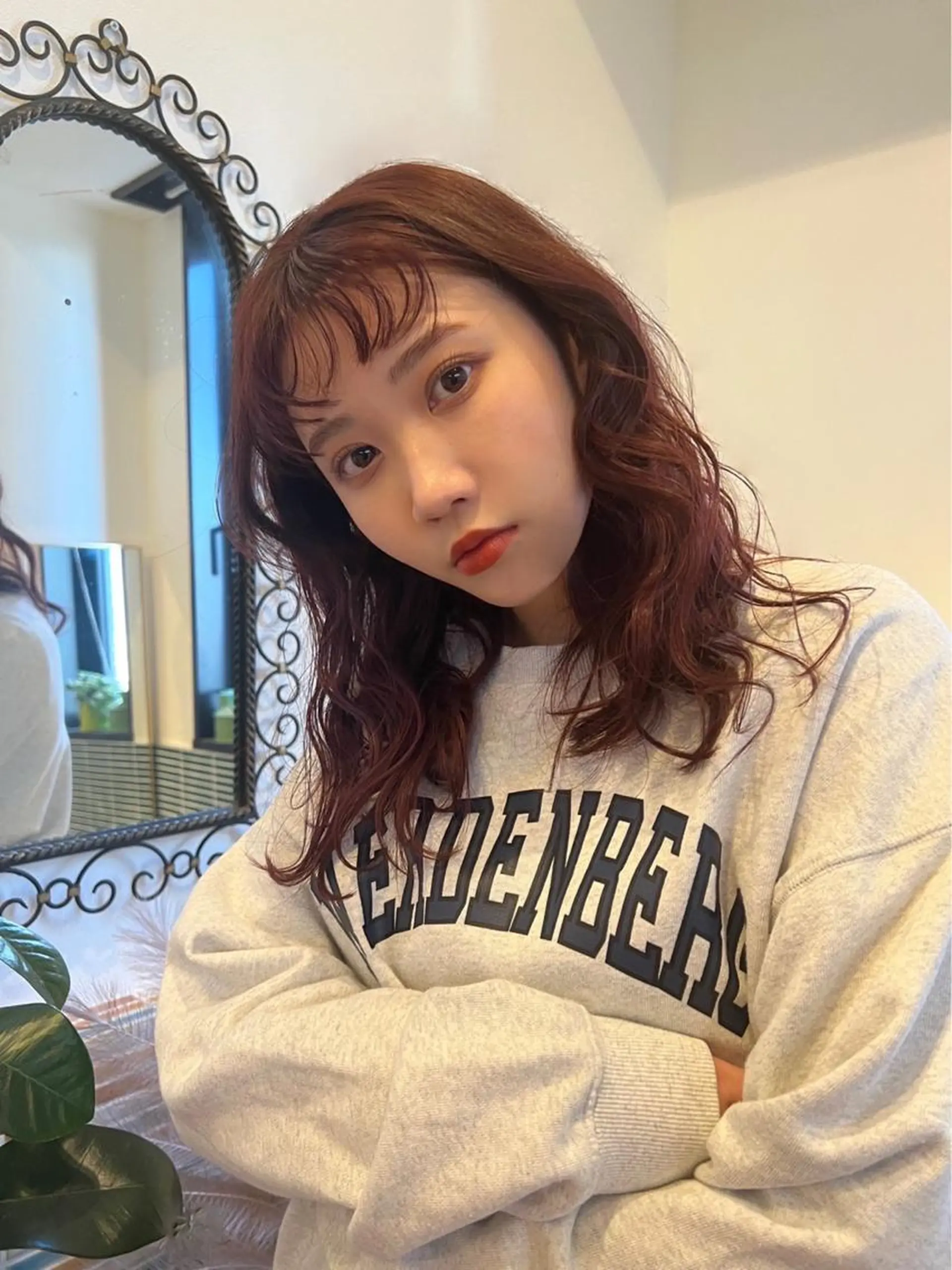 ロング ミルクティーベージュ outaのヘアスタイル