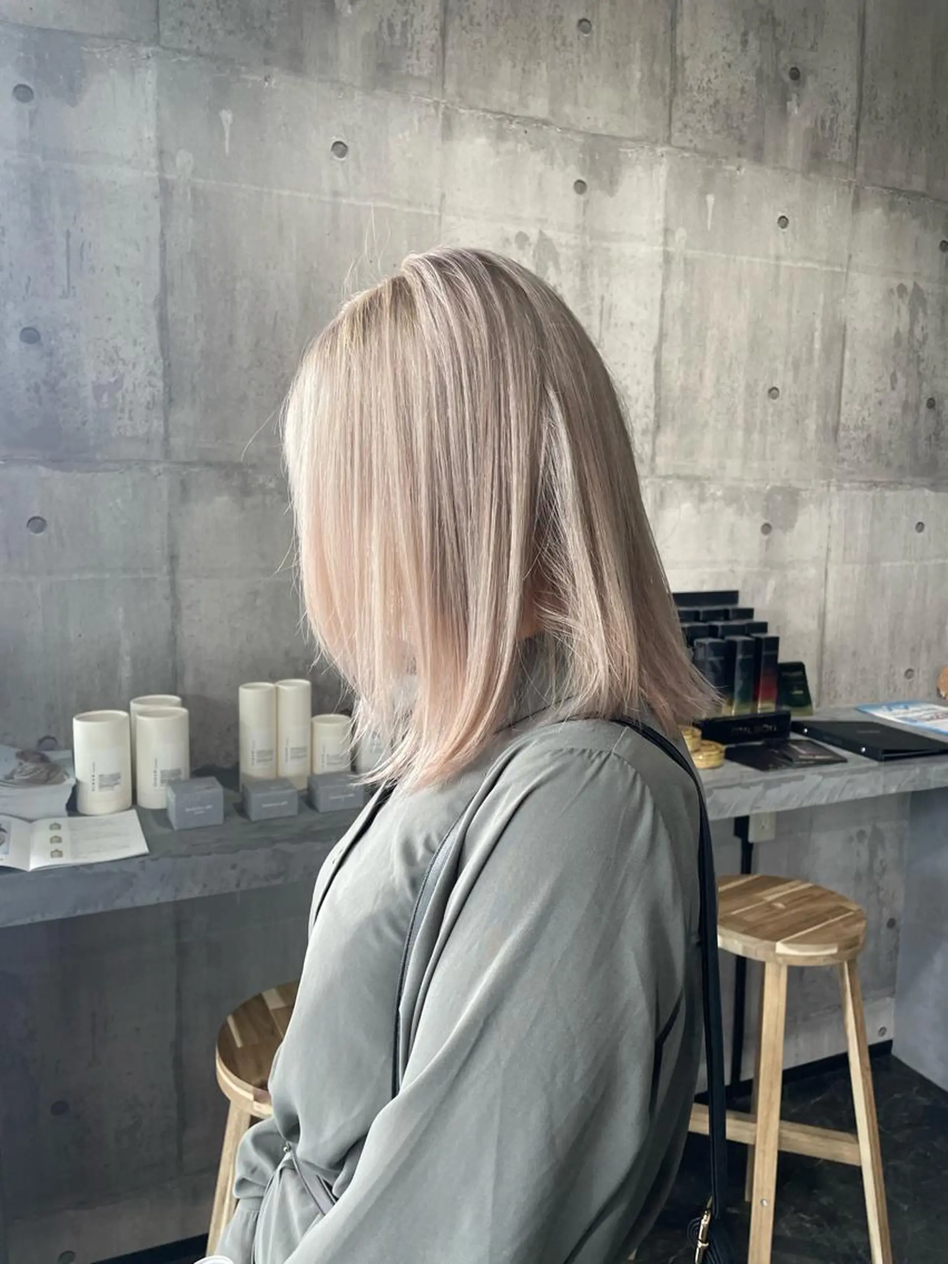 カラー ヘアカラー トリートメント REGOLITH （レゴリス）所属・山田隆成/韓国カット バレ、ハイライト得意のヘアスタイル