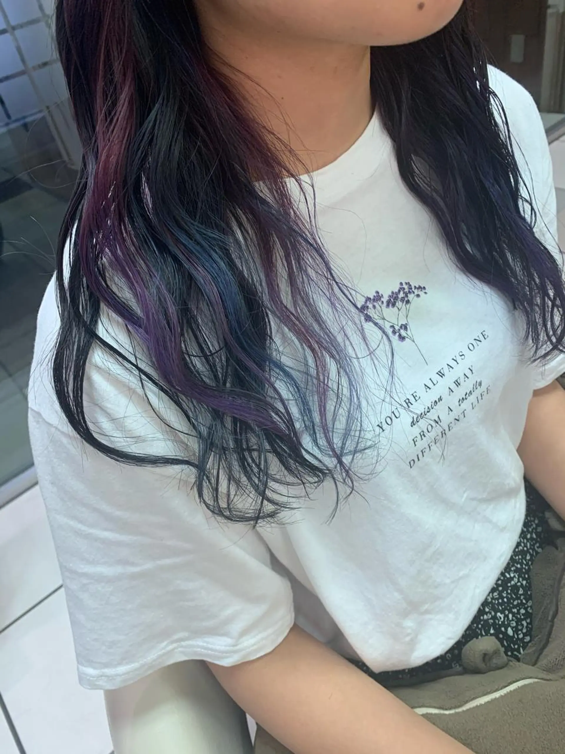 ロング カラー ヘアアレンジ ブルーカラー インナーカラー パープルカラー サナ🌱 切りっぱなしボブのヘアスタイル