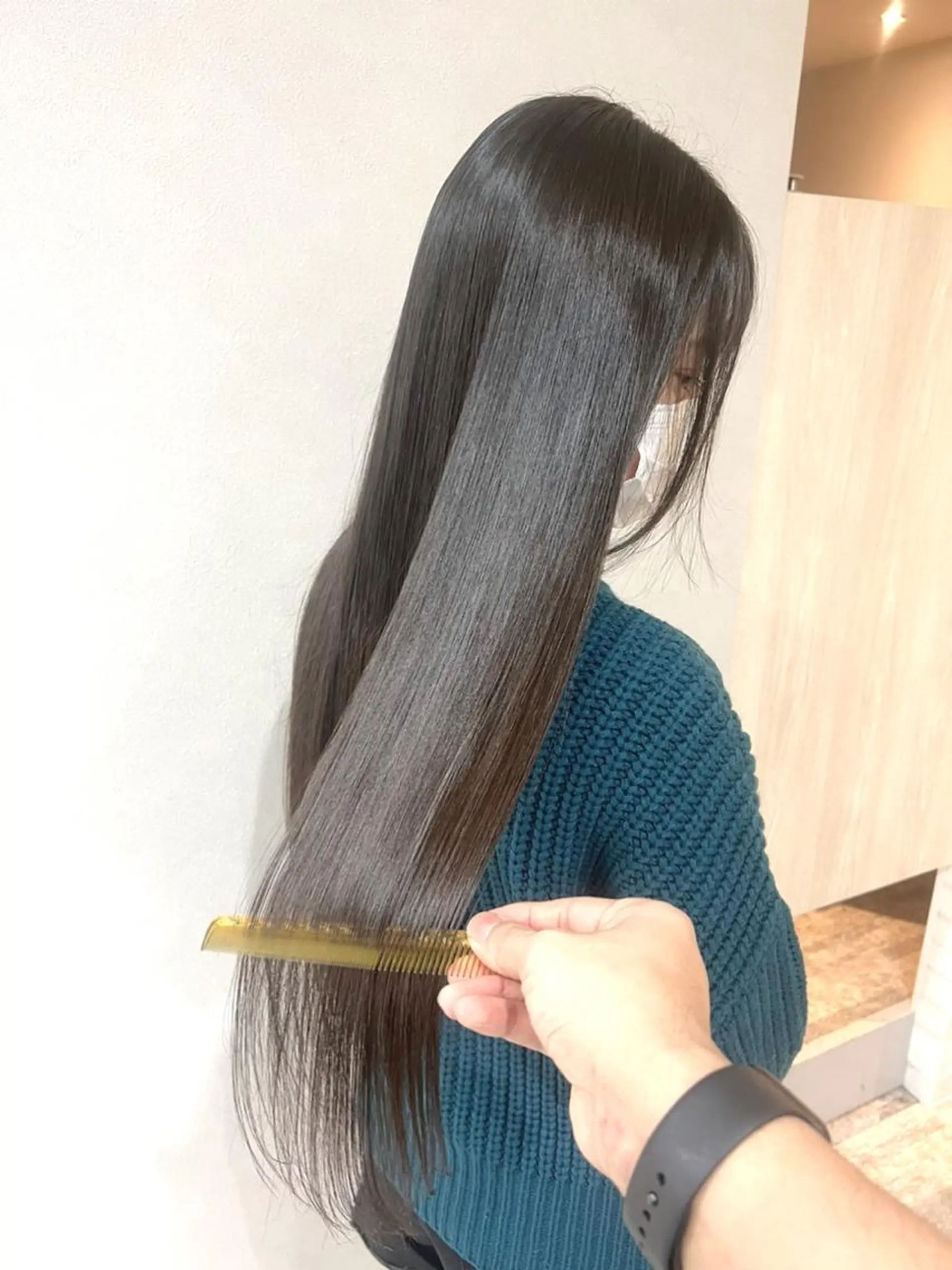 ロング 髪質改善 貸切サロンのヘアスタイル