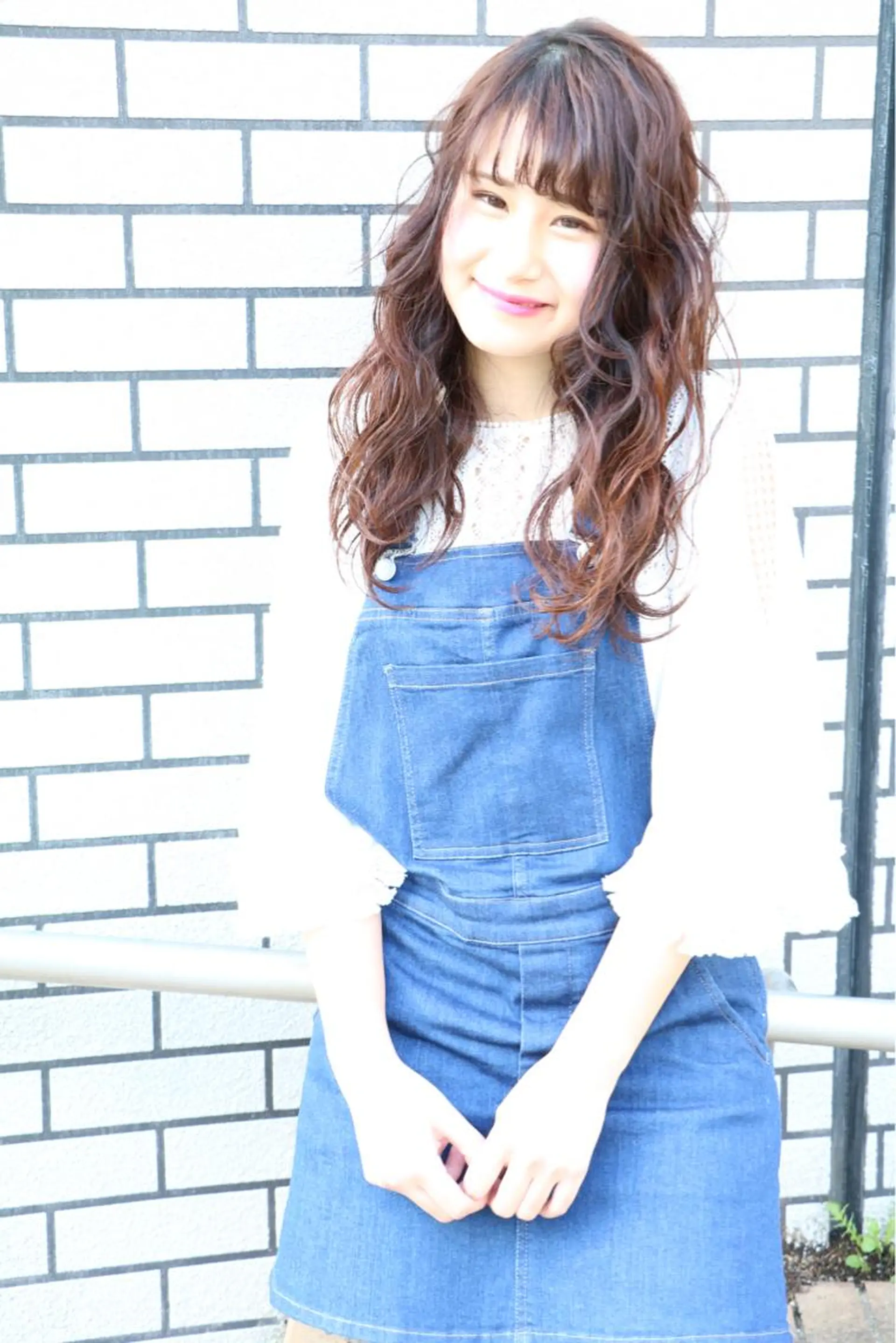 ミディアム セミロング ロング カラー パーマ LUCK本厚木 浦住 貴大のヘアスタイル