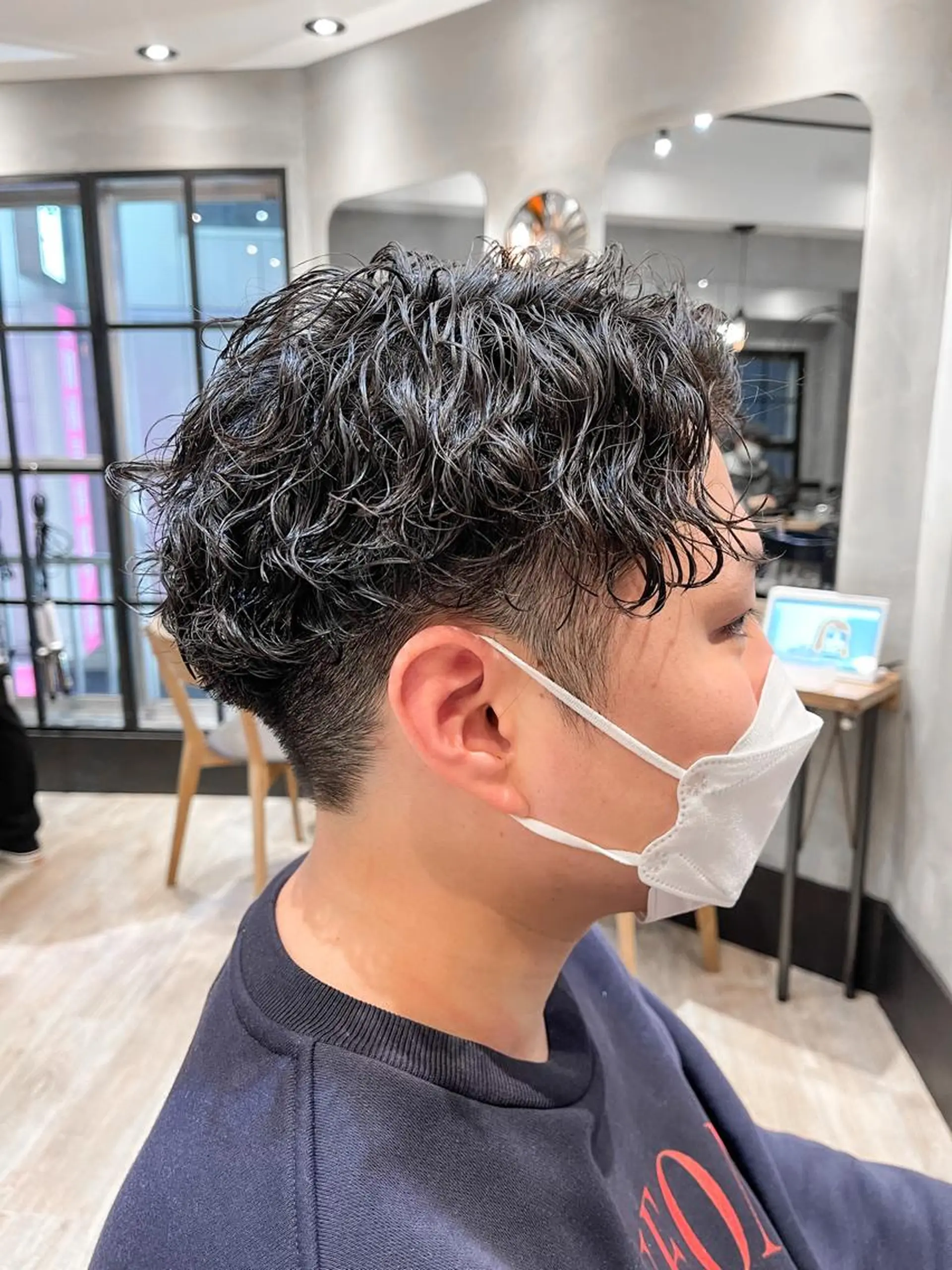 ショート パーマ メンズ メンズパーマ ツイストスパイラルパーマ スパイラルパーマ カット パーマ トリートメント ヘアセット lana hair 新宿 髪質改善トリートメント 新宿三丁目所属・新宿メンズパーマ TAKE曲がる縮毛のヘアスタイル