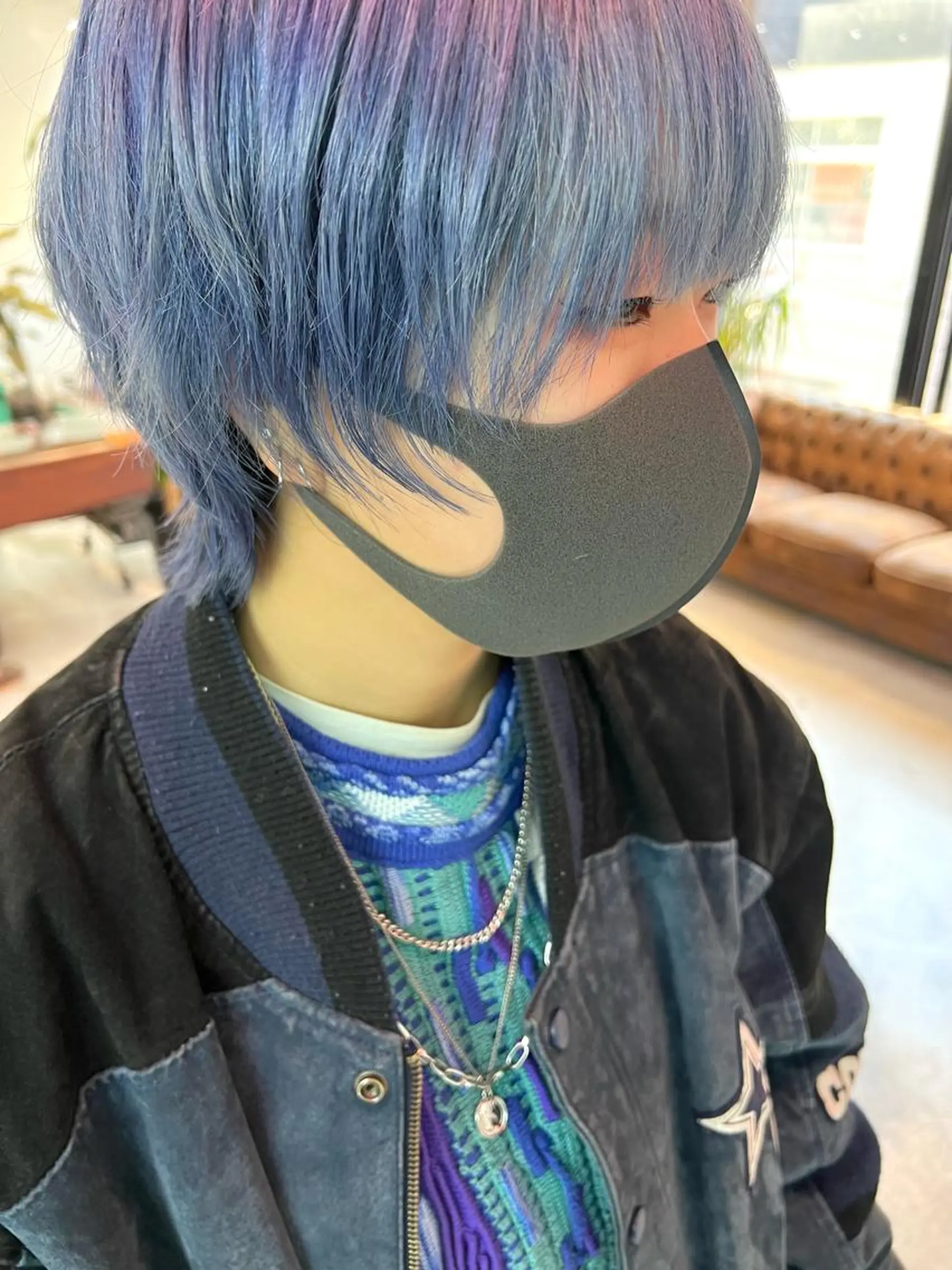 ショート カラー ヘアアレンジ 🧨ブリーチー×ボブ レイヤー💎じゅえるのヘアスタイル