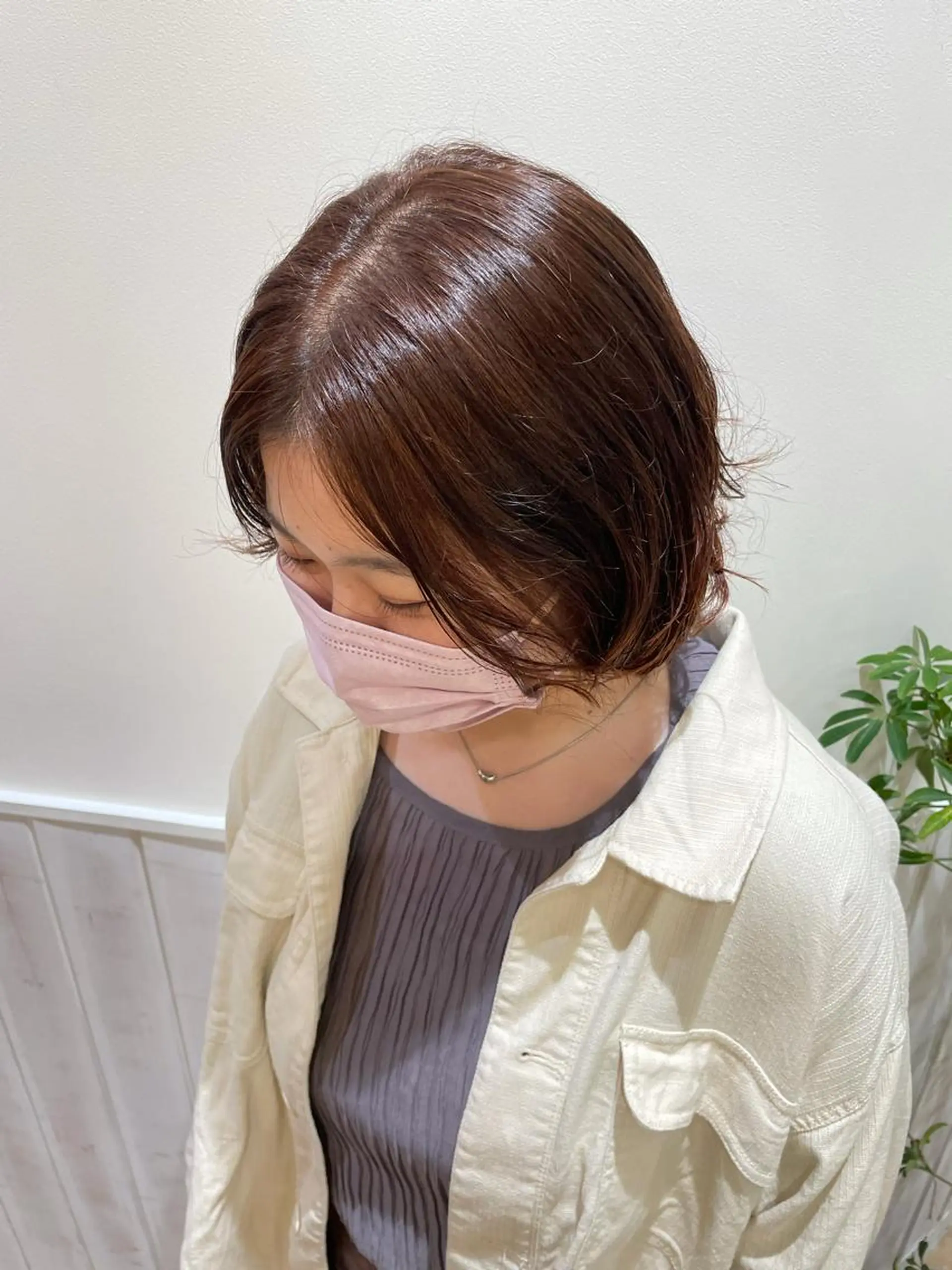 ミディアム 古賀 紅音のヘアスタイル