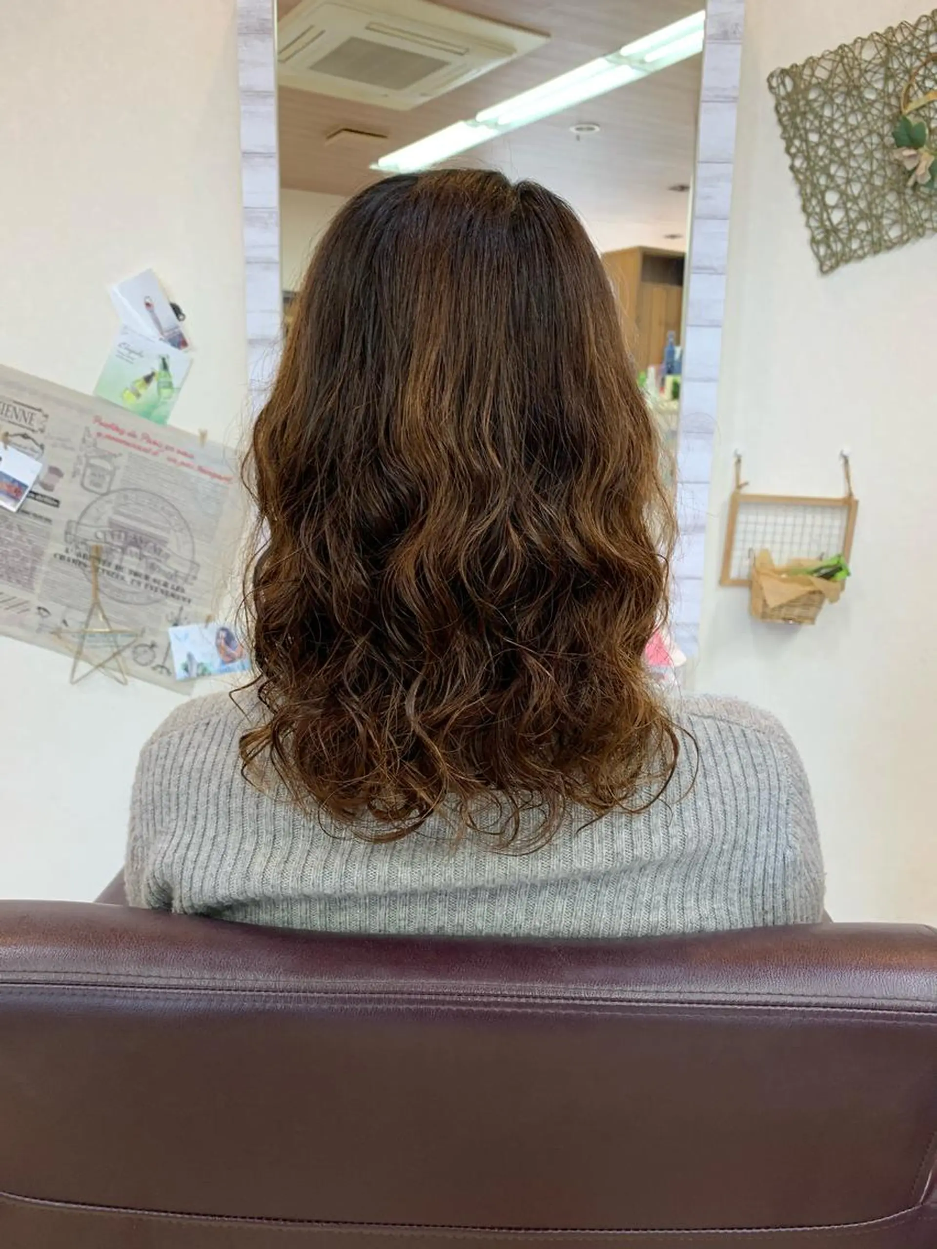 ミディアム パーマ ミディアムパーマ 加藤（旧姓　今竹） 遥花のヘアスタイル