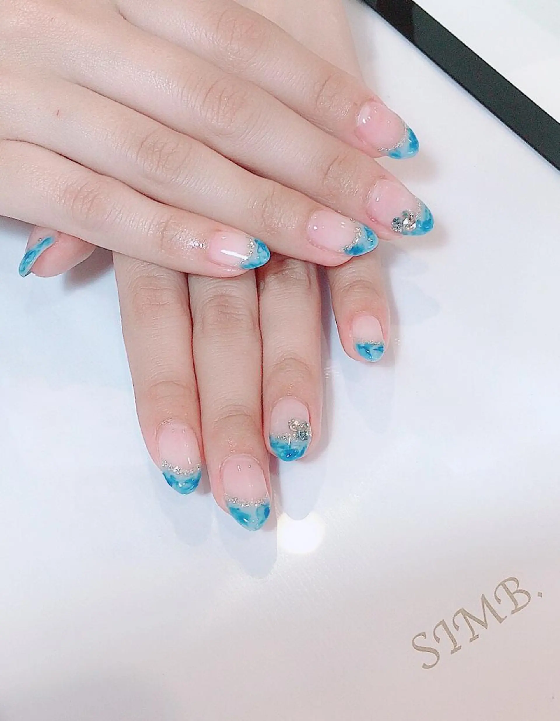 ネイル フレンチネイル ハンドネイル nailsalon SIMB.のネイルデザイン