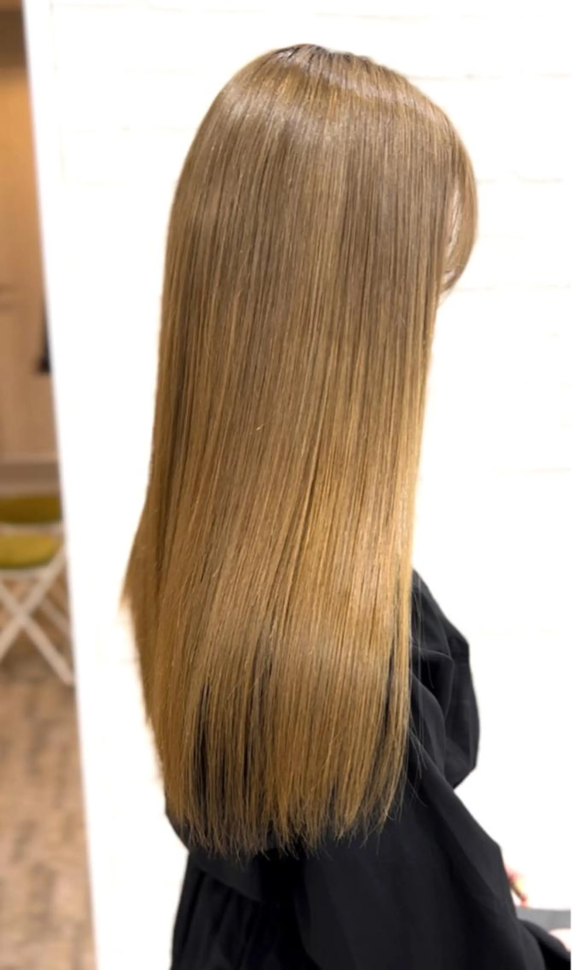 ロング 髪質改善 貸切サロンのヘアスタイル