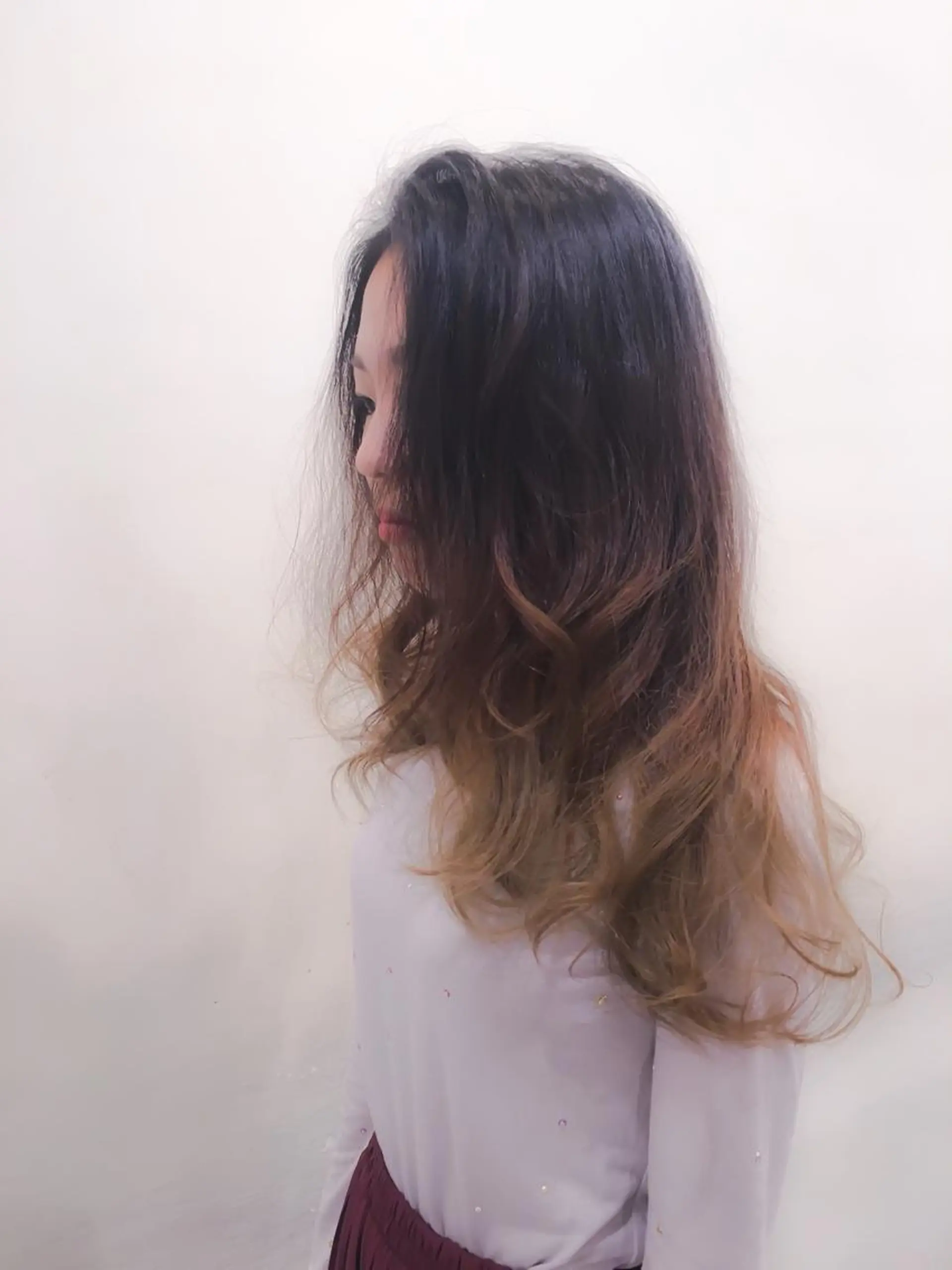 ミディアム セミロング カラー ヘアアレンジ グラデーションカラー ウプエステティック所属・韓国肌管理 ウプエステティックのエステ・リラクイメージ