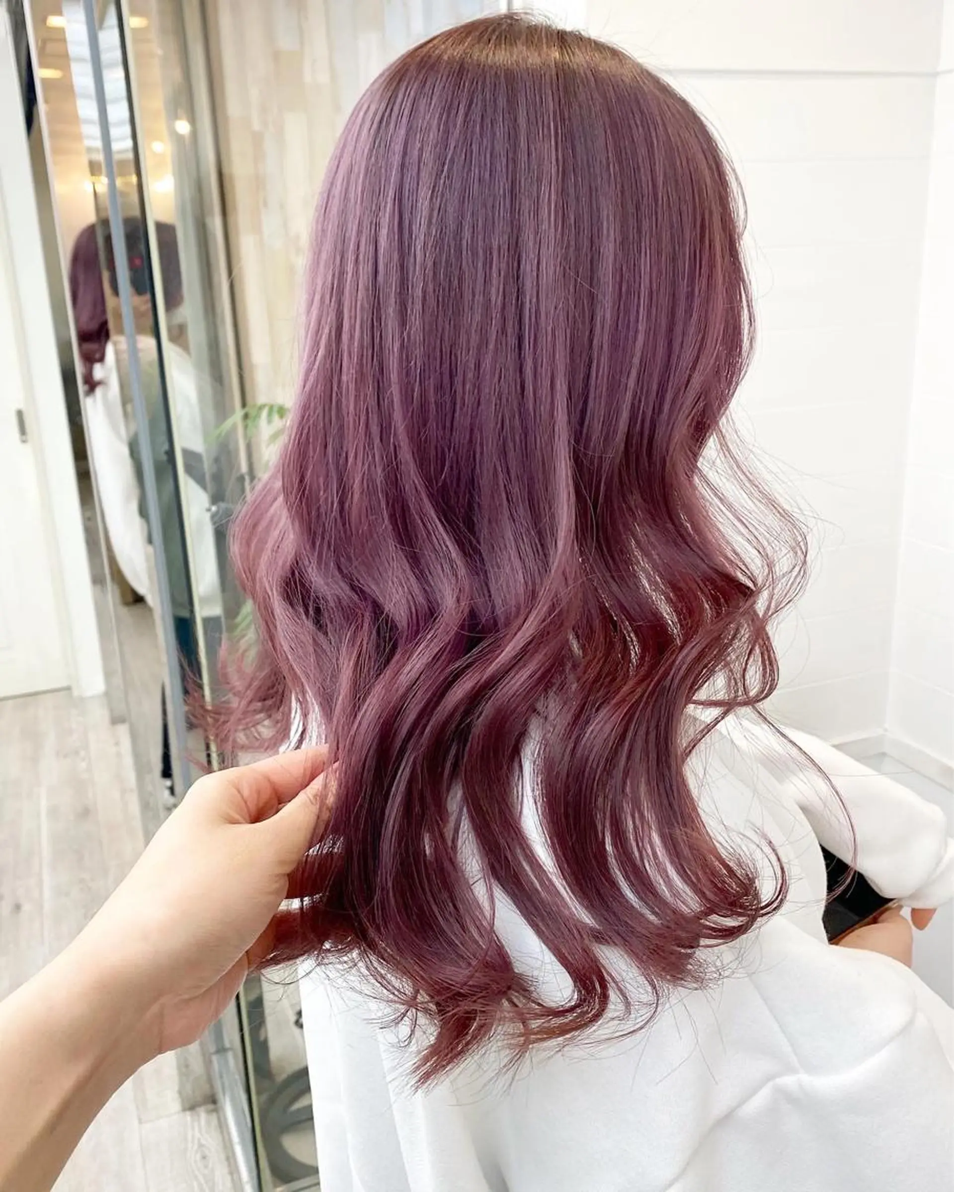 ロング カラー ブリーチ ケアブリーチ イルミナカラー ラベンダーカラー ピンクカラー カット ヘアカラー トリートメント B3  SHARE SALON【ビースリーシェアサロン】所属・☀️透明感color KURO☀️のヘアスタイル