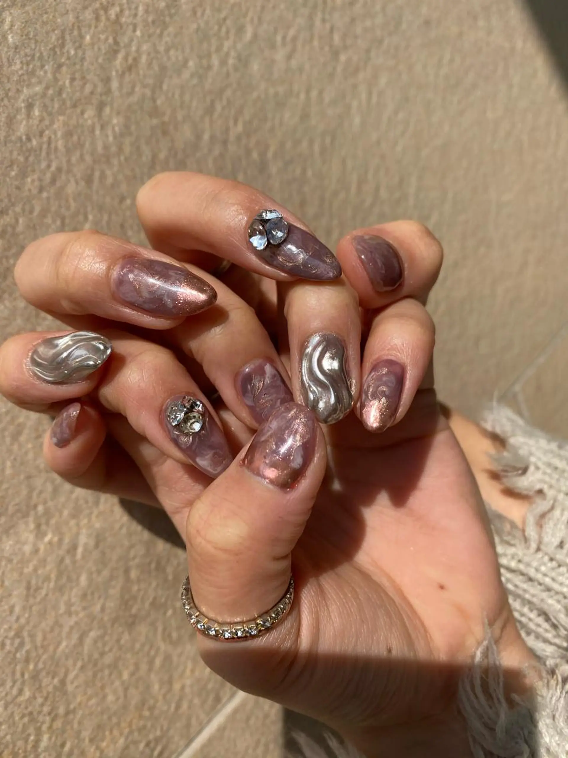 ミディアム カラー ヘアアレンジ ネイル マツエク・マツパ ピンクカラー カラーマツエク フレンチネイル ミラーネイル ピンク 💓💓彩 音💓💓のマツエク・マツパデザイン