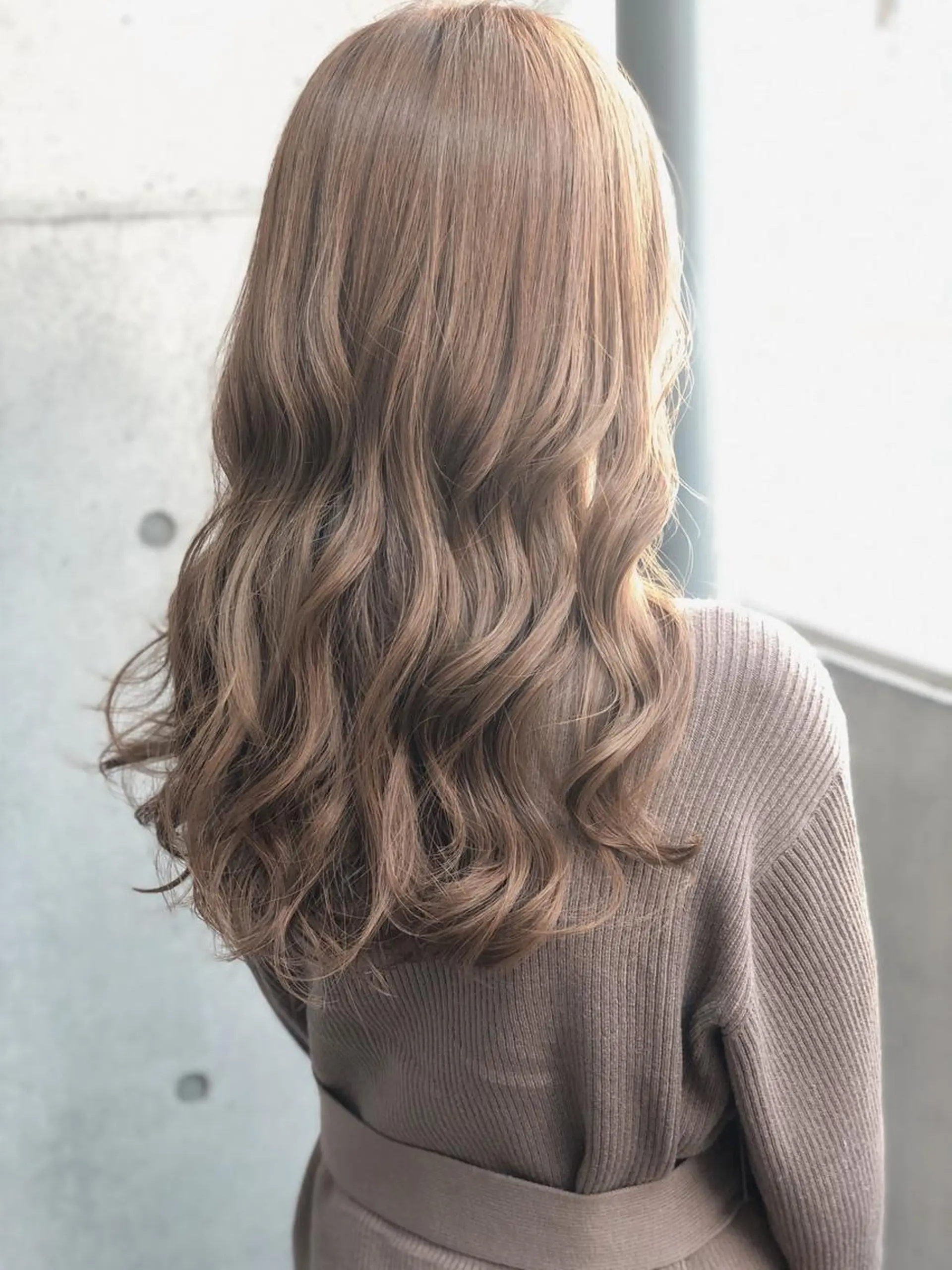 ロング カラー ベージュカラー ブリーチ ブリーチなしカラー カット ヘアカラー トリートメント SALOWIN 二子玉川店所属・kei_____ SALOWINのヘアスタイル