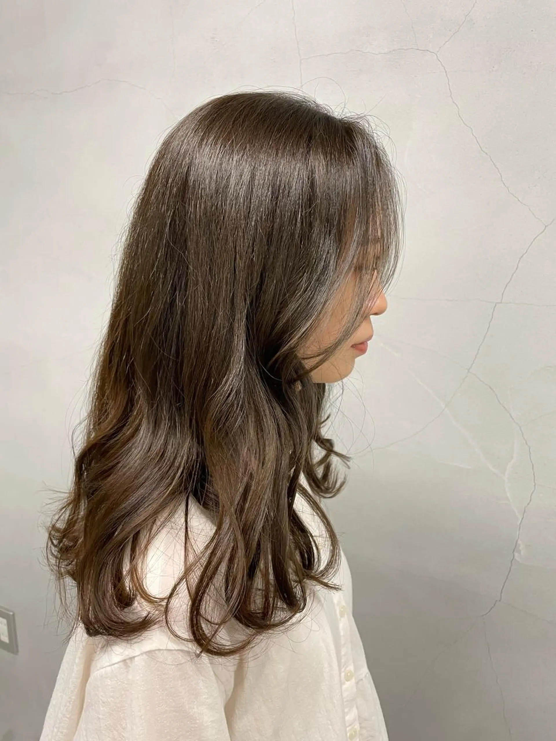 セミロング カラー ヘアアレンジ 透明感カラー グレージュ 才下 ゆいのヘアスタイル