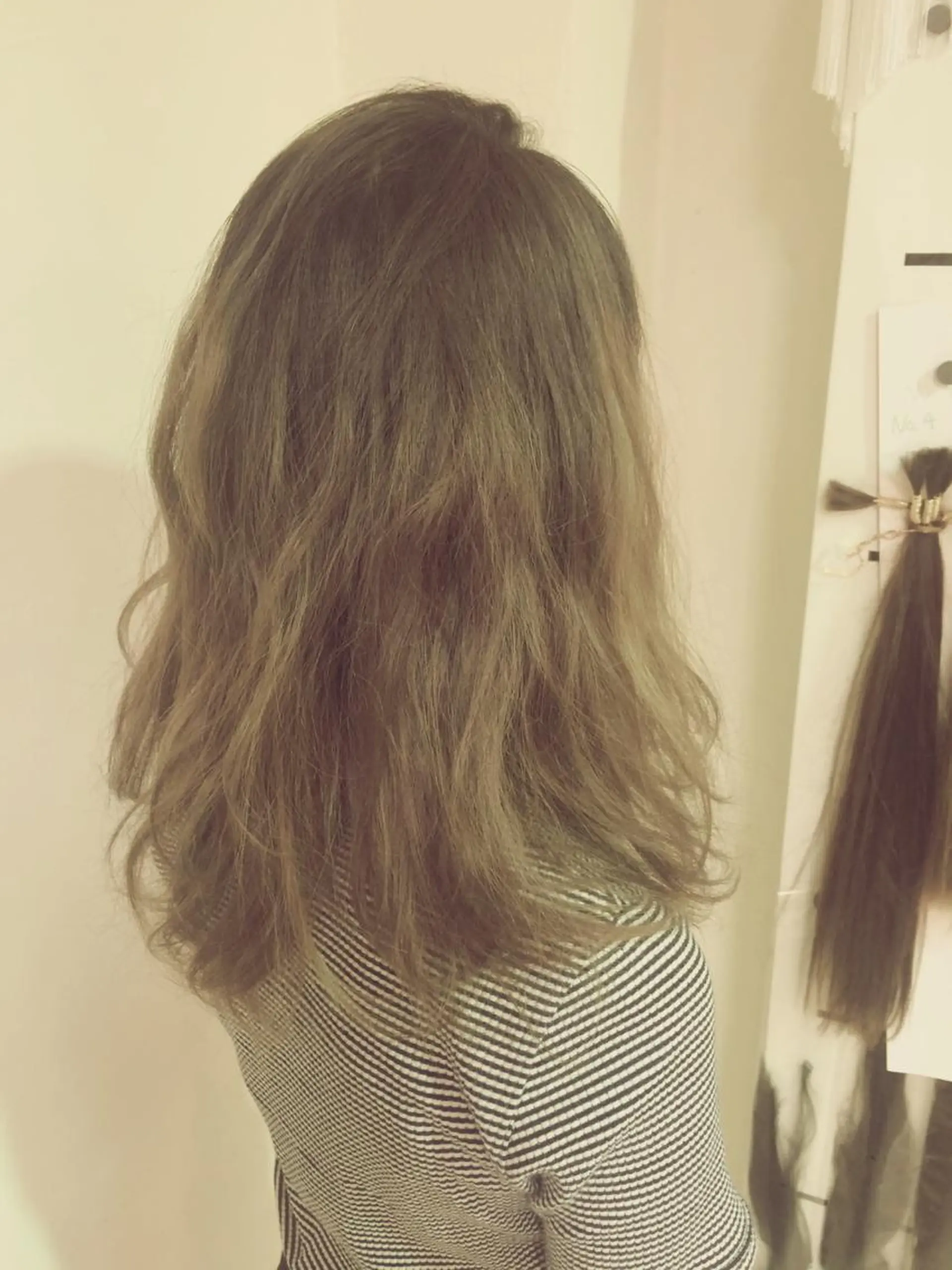 カラー グラデーションカラー 平尾 拓也のヘアスタイル