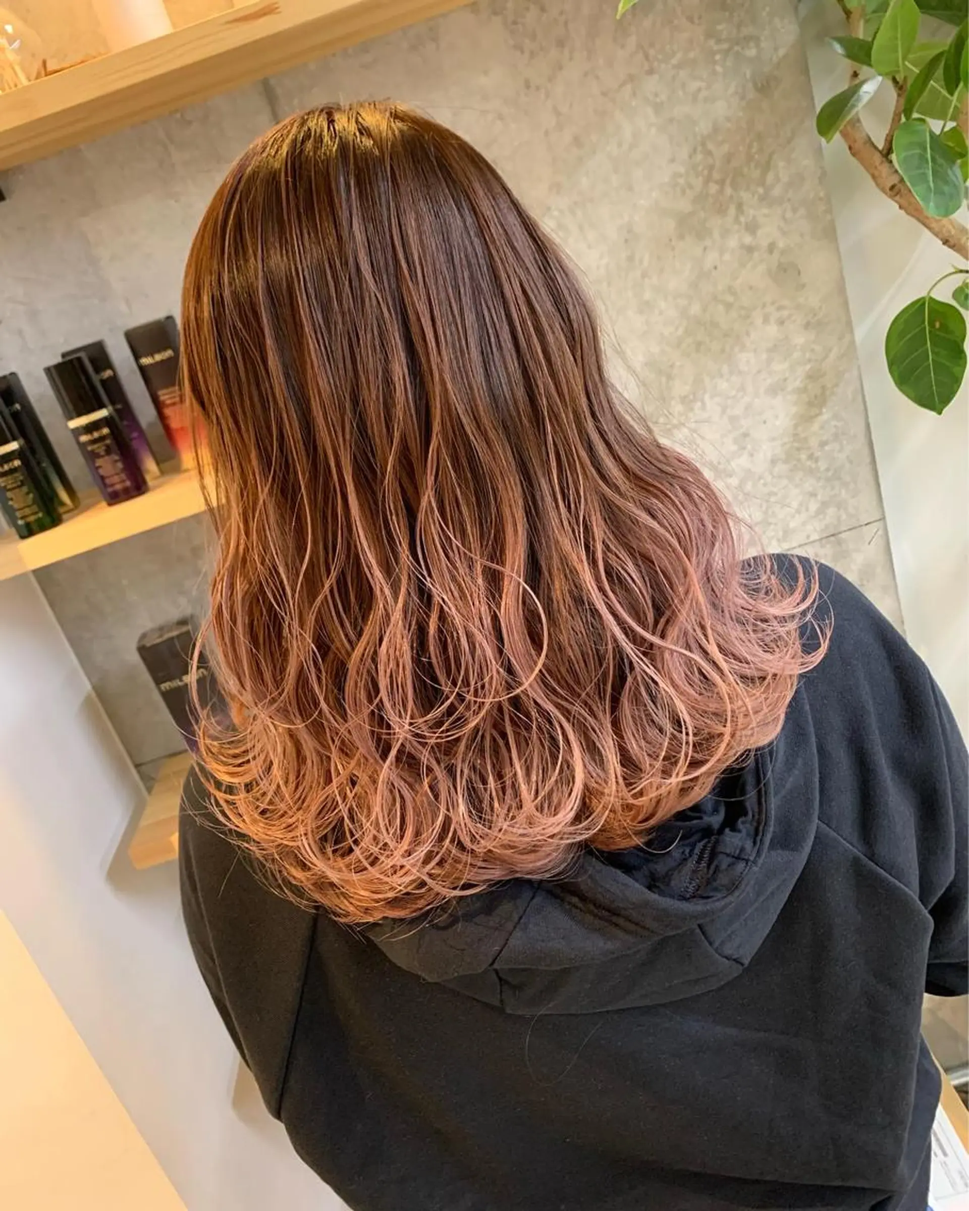 セミロング カラー ヘアカラー トリートメント 天野 開のヘアスタイル
