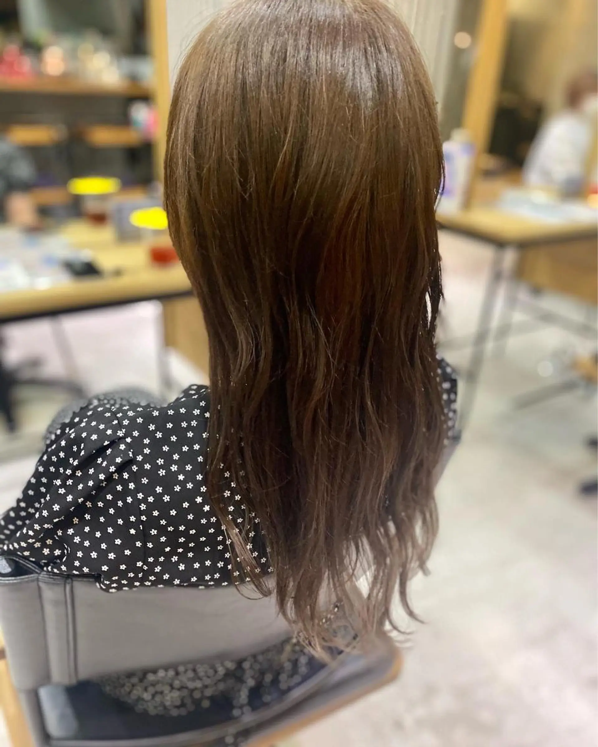 ロング 艶髪・透明感カラー・ 韓国ヘア・Yuriのヘアスタイル