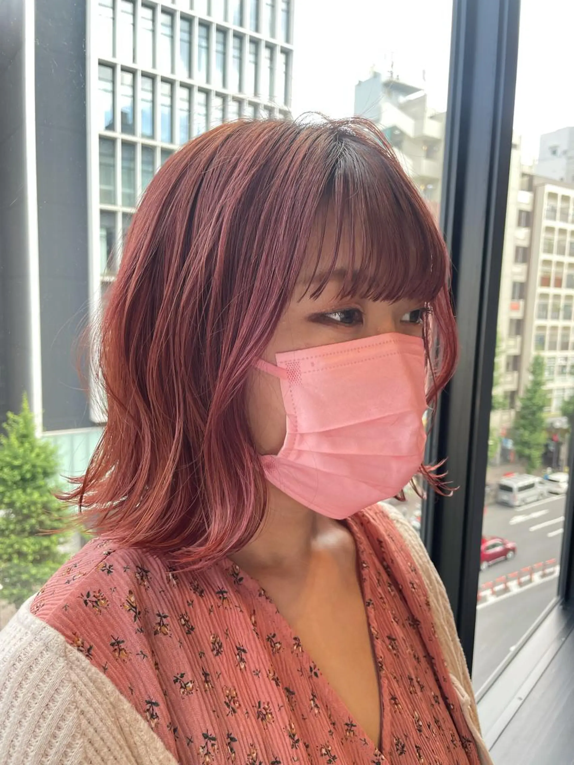 ショート カラー オレンジ ピンクカラー ヘアカラー トリートメント ブリーチ👩‍🦳/ ‪✂︎MANAMIのヘアスタイル
