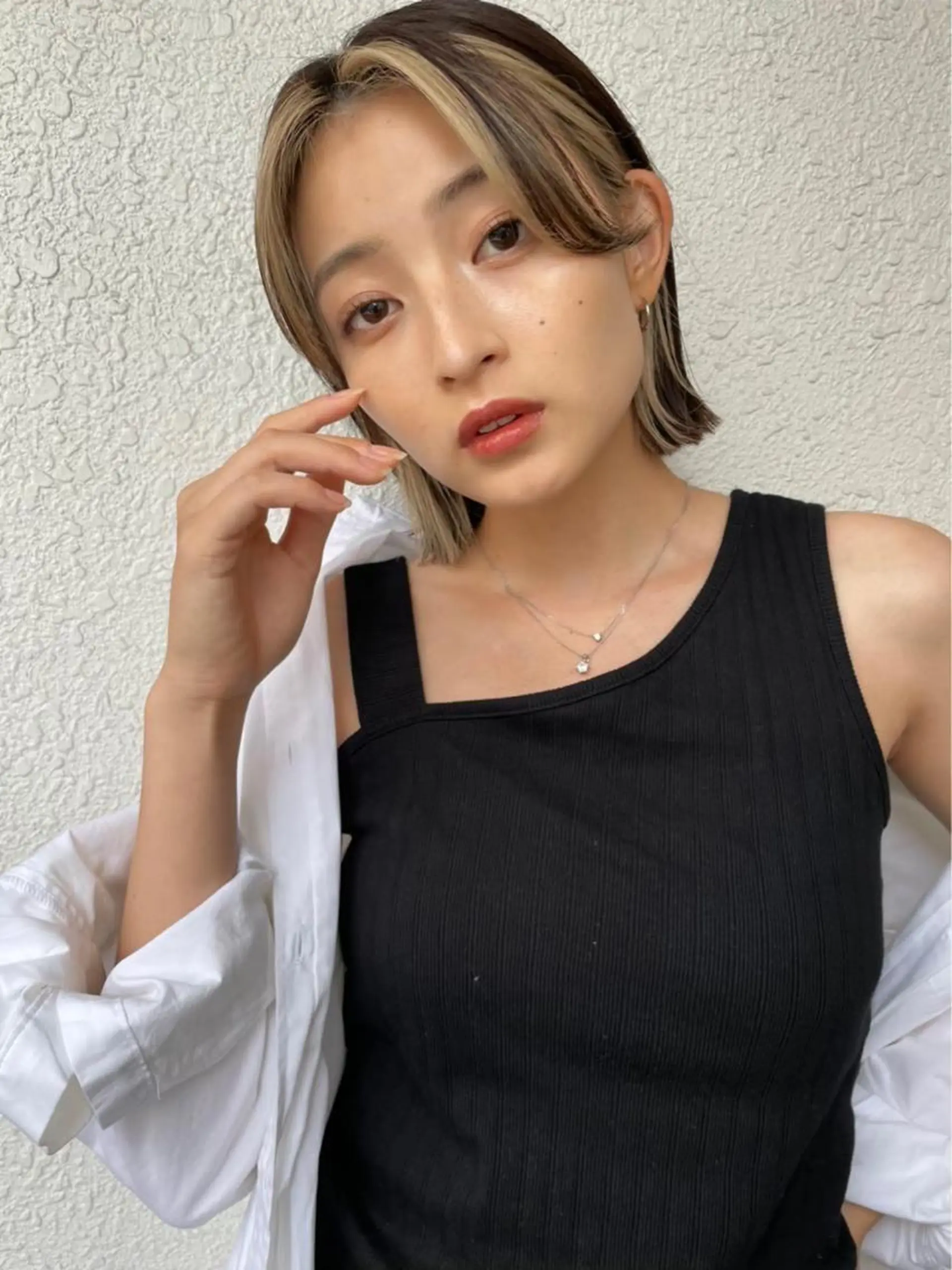 ショート レイヤー🤍 ベージュ🤍　聖奈のヘアスタイル
