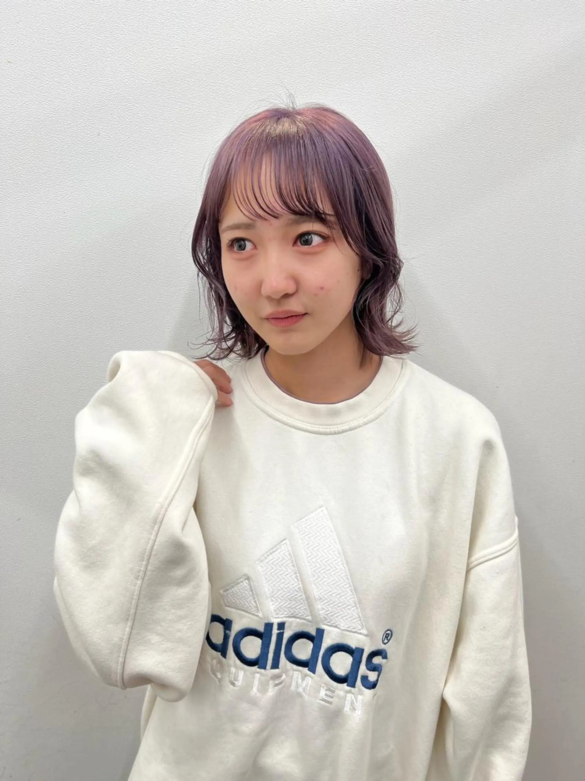 ショート ヘアカラー 青木 芽生のヘアスタイル