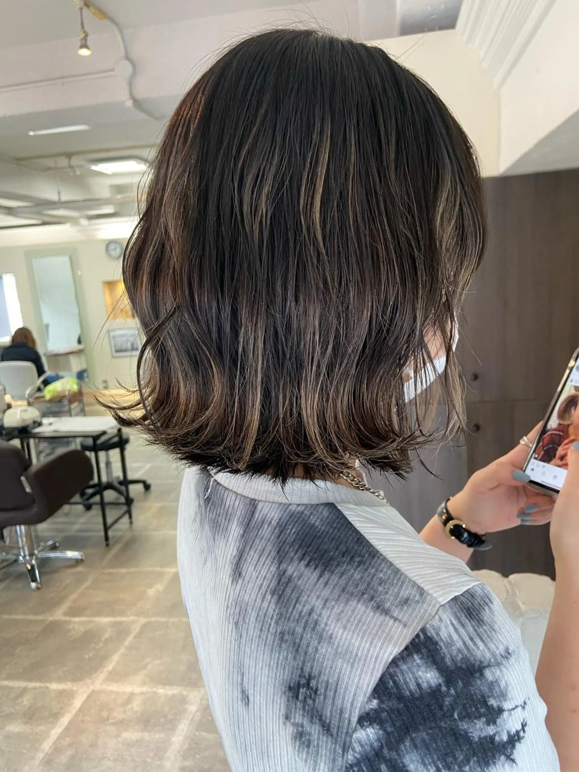 ショート カラー ヘアアレンジ ハイライトカラー ハイライト SALOWIN自由が丘所属・ヘッドスパ✨髪質ケア サロン🌿chacoのエステ・リラクイメージ