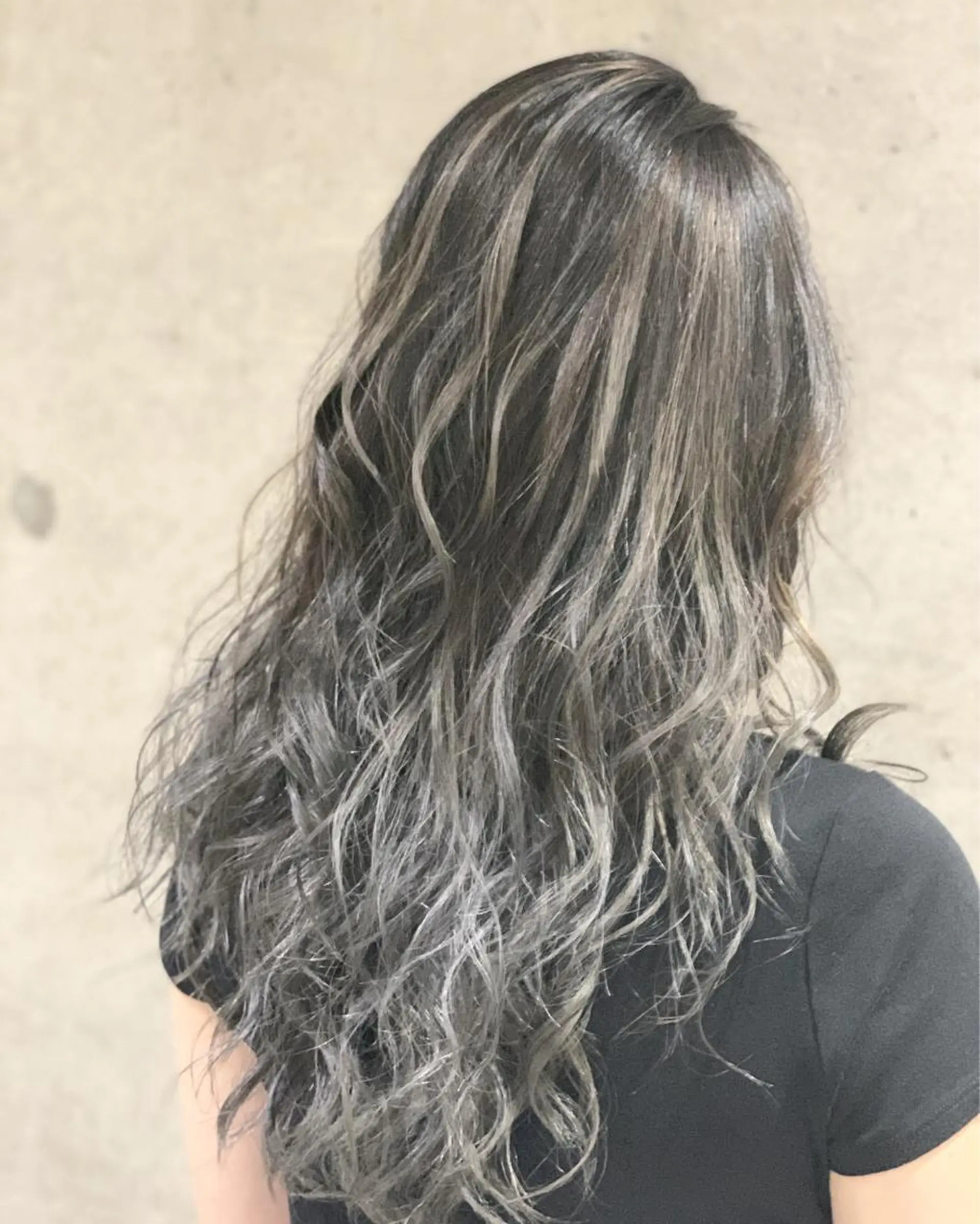 ロング カラー ヘアアレンジ ヘアカラー 髪質改善×ハイトーン 中田啄也のヘアスタイル