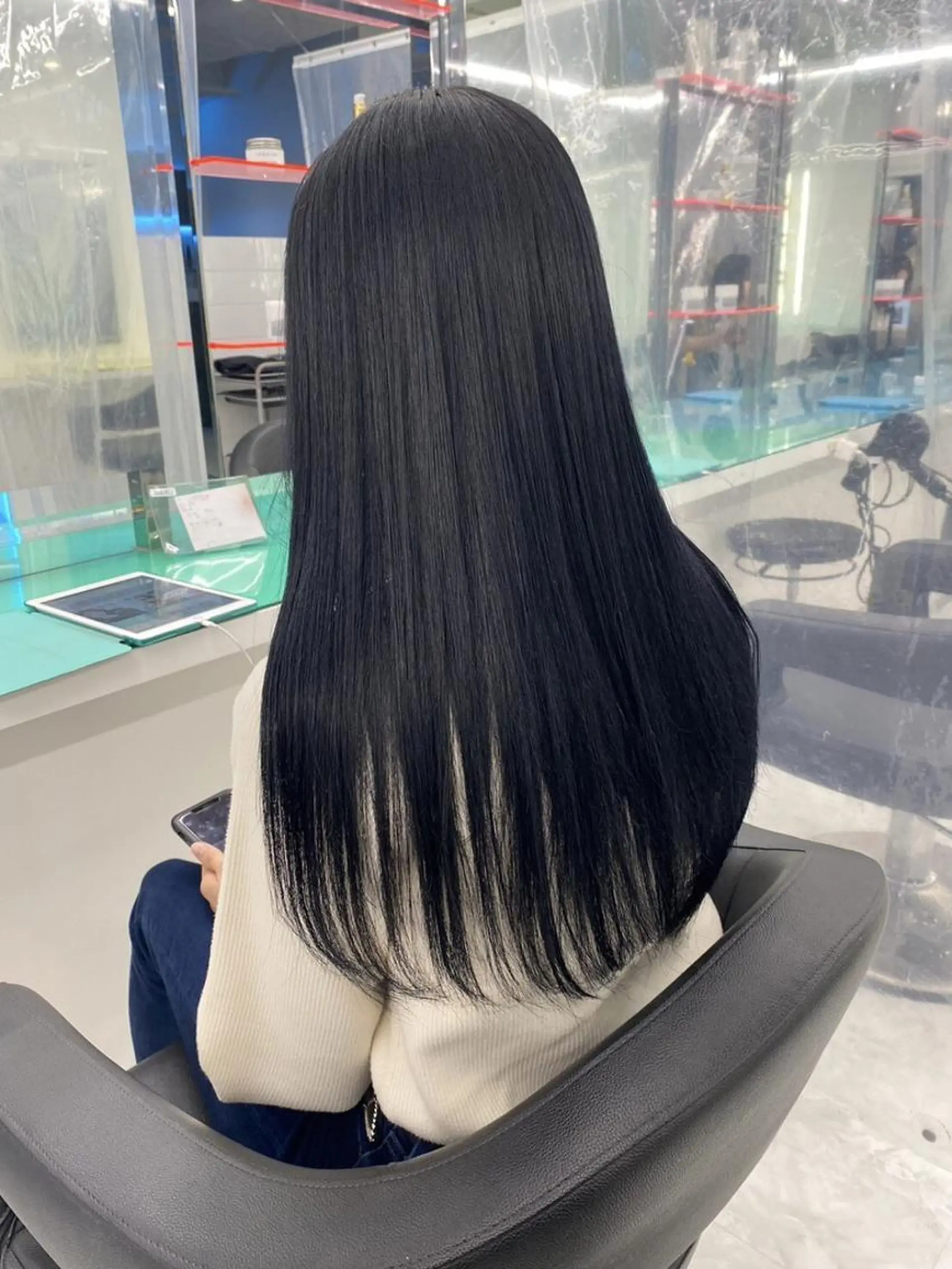 カラー 暗め透明感カラー🤍 銀座TUNE🤍のヘアスタイル