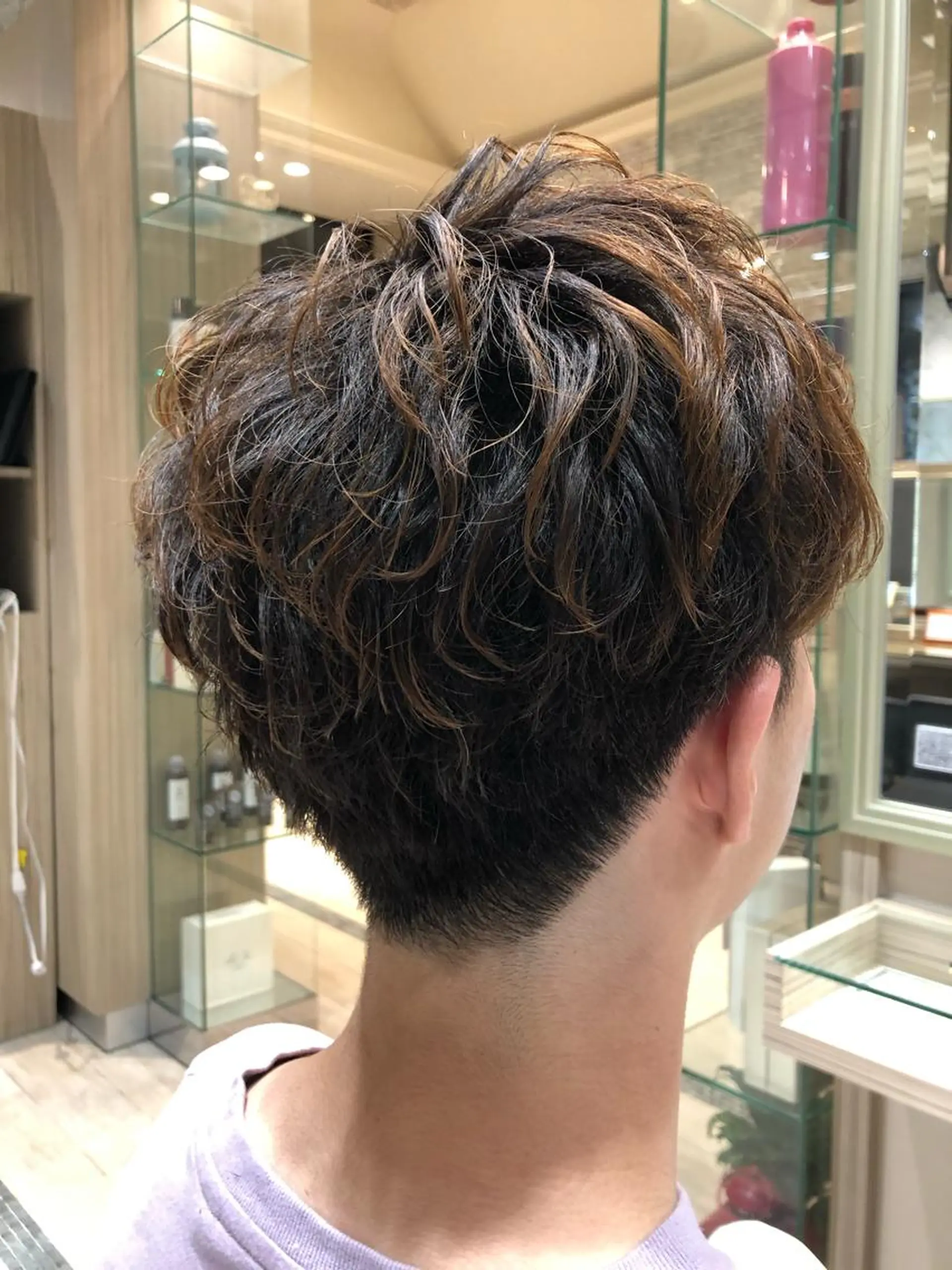 ショート メンズ カット パーマ 一戸 拓斗のヘアスタイル