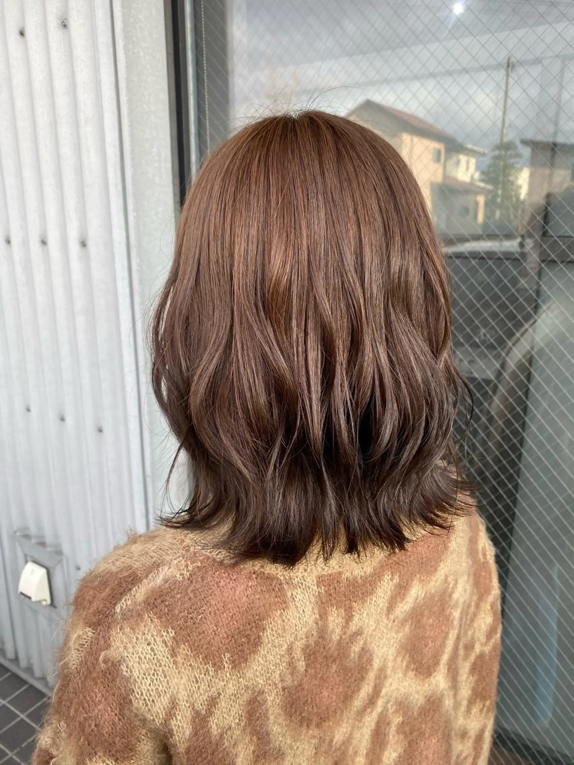 セミロング アッシュ アッシュブラウン カット ヘアカラー トリートメント Number CHIHIROのヘアスタイル