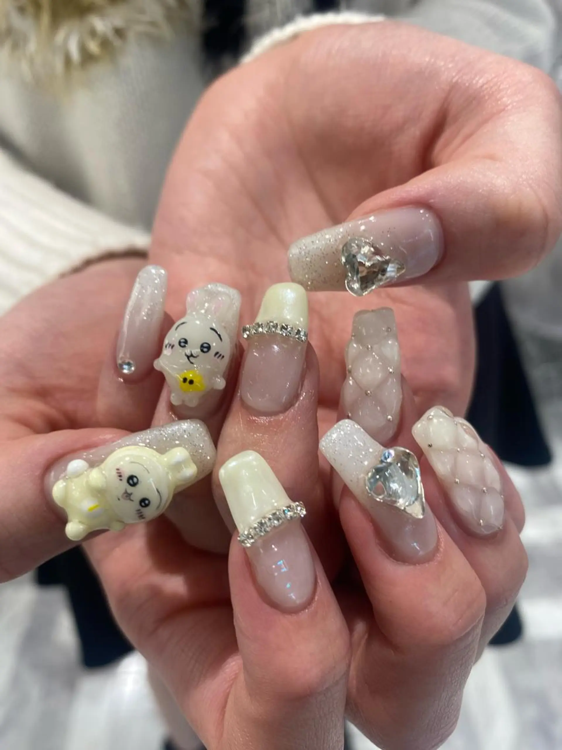 ネイル Shiori･:* 💫のネイルデザイン